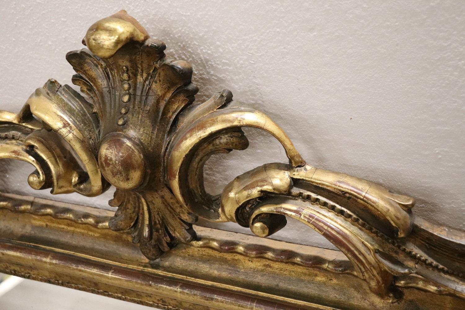 19th Century Italian Louis Philippe Carved and Gilded Wood Antique Wall Mirror For Sale 3