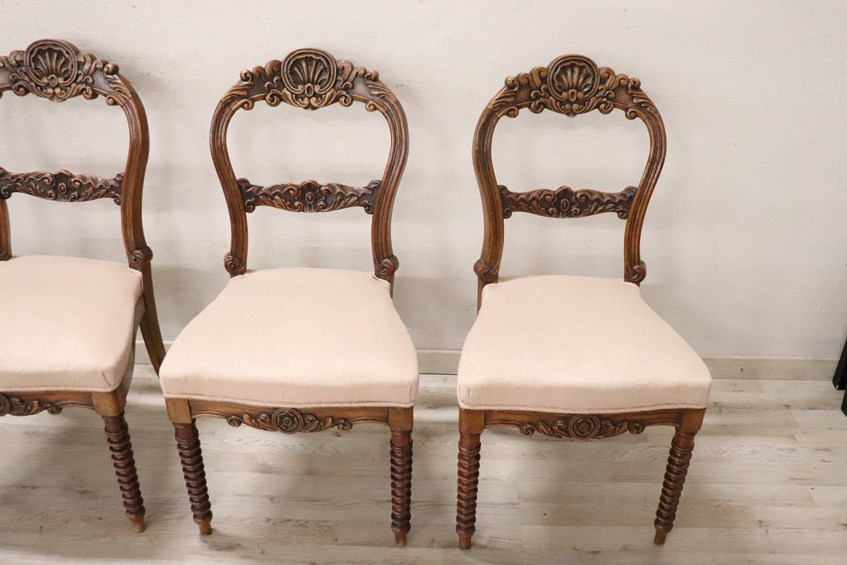 19th Century Italian Louis Philippe Carved Walnut Set of Six Antique Chairs In Good Condition In Casale Monferrato, IT