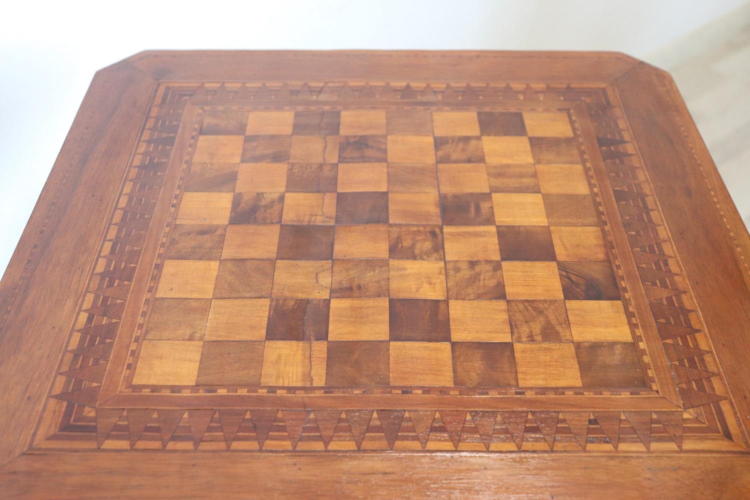 19th Century Italian Louis Philippe Inlay Walnut Chess Table or Side Table 3