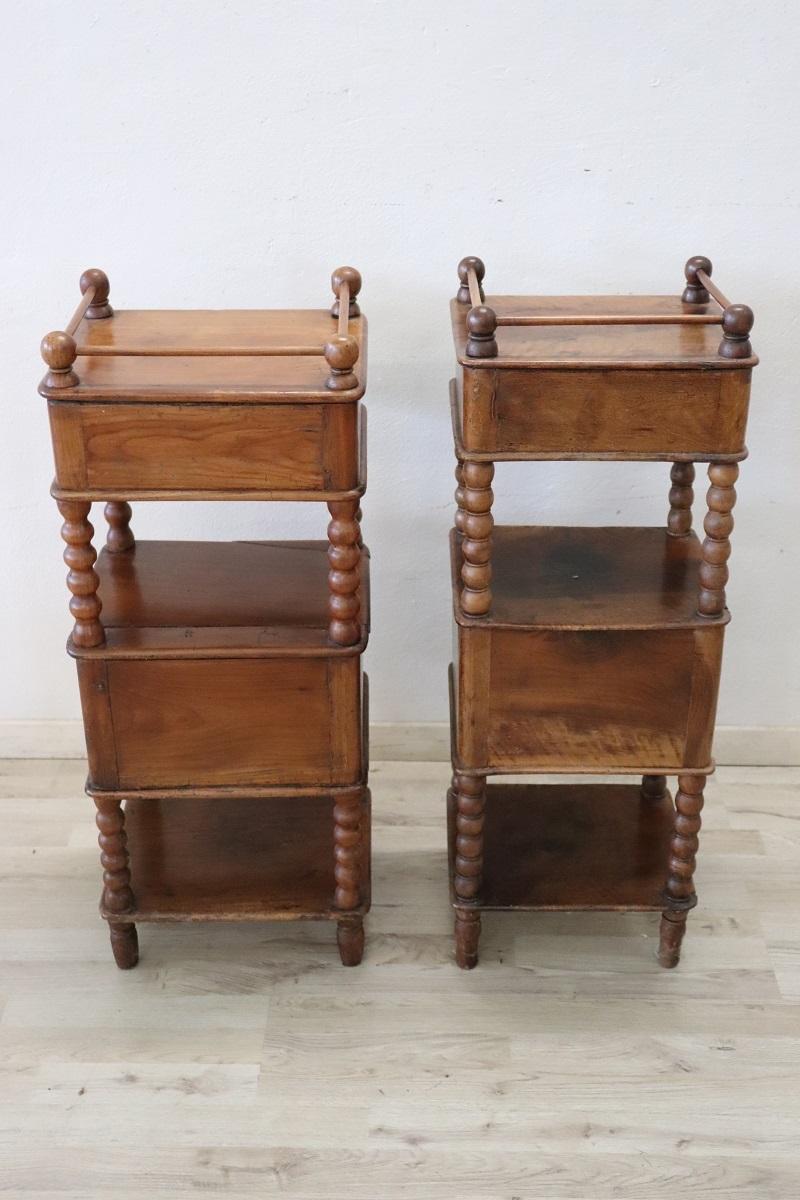 19th Century Italian Louis Philippe Set of 2 Antique Nightstands in Solid Walnut 4
