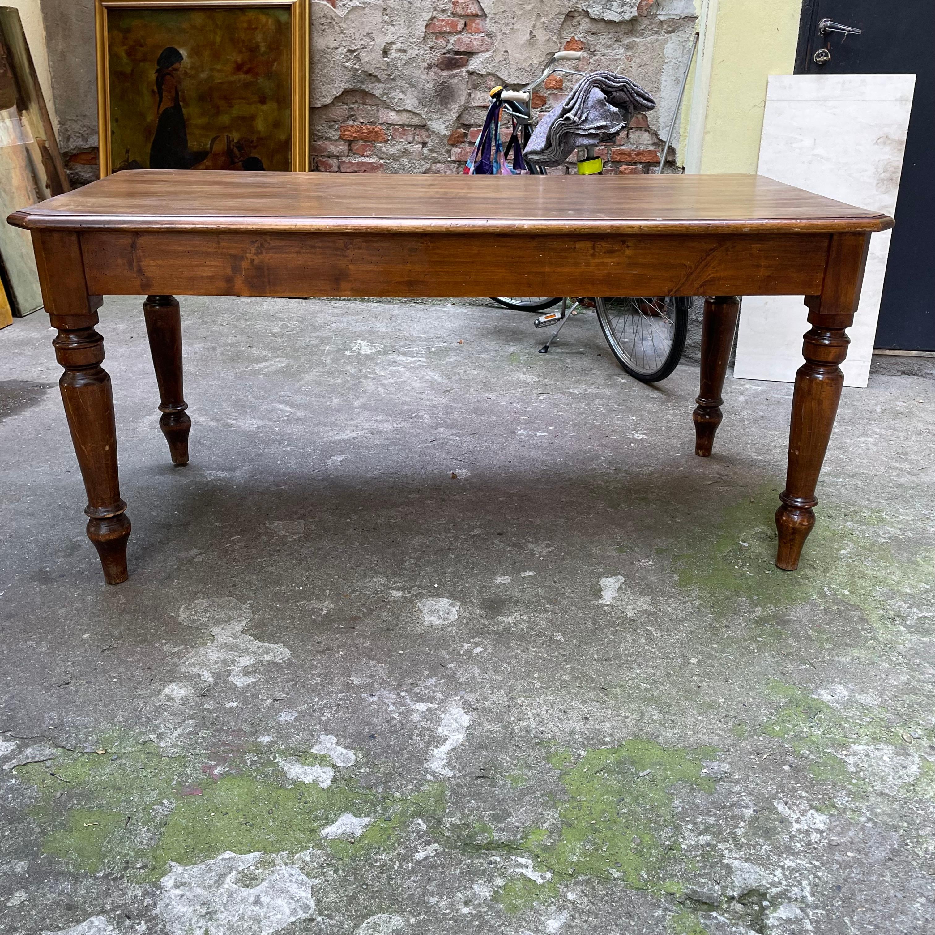 19th Century Italian Louis Philippe Solid Poplar Dining Table For Sale 1