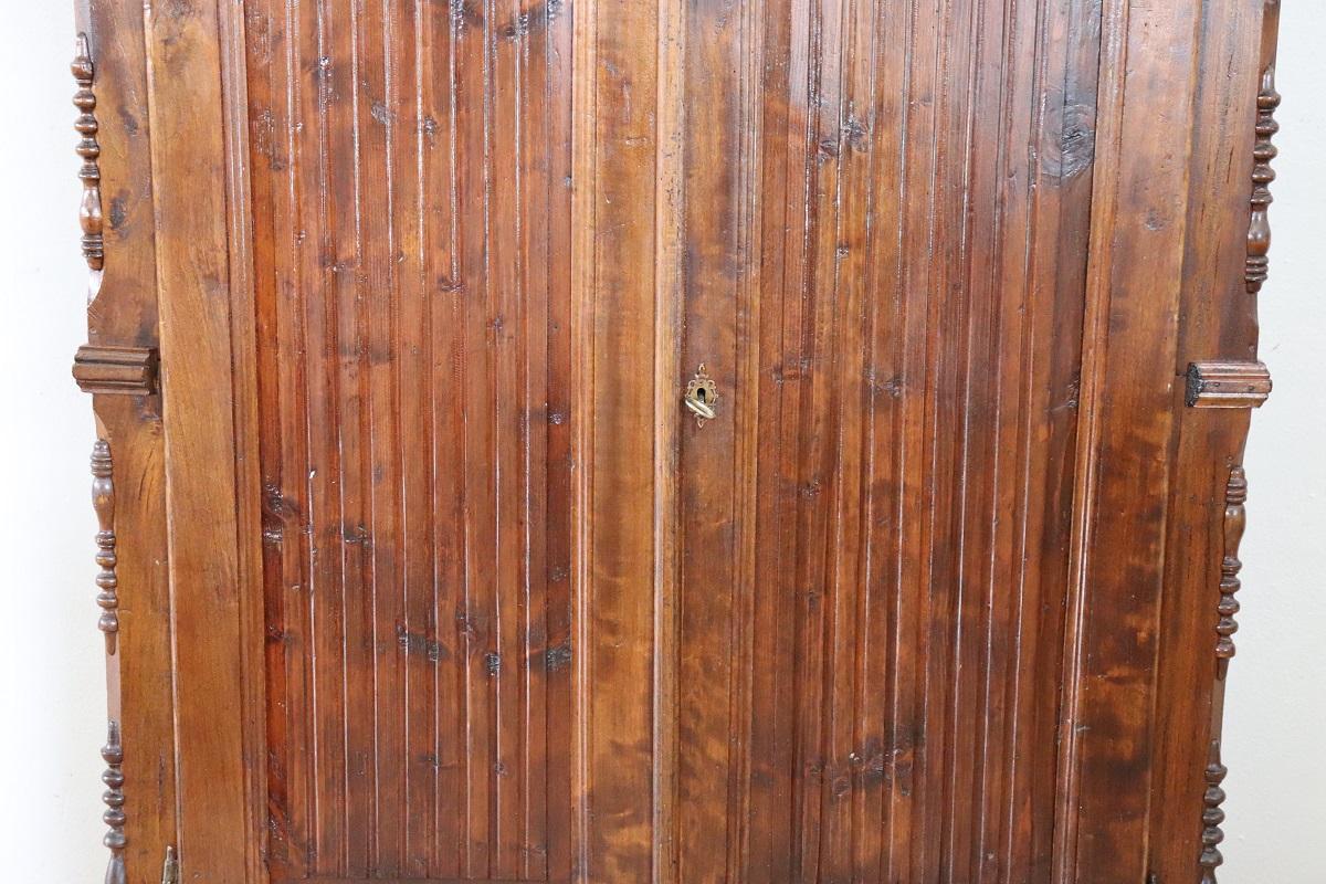 Armadio antico in legno di pioppo massiccio del XIX secolo italiano Louis Philippe In condizioni buone in vendita a Casale Monferrato, IT