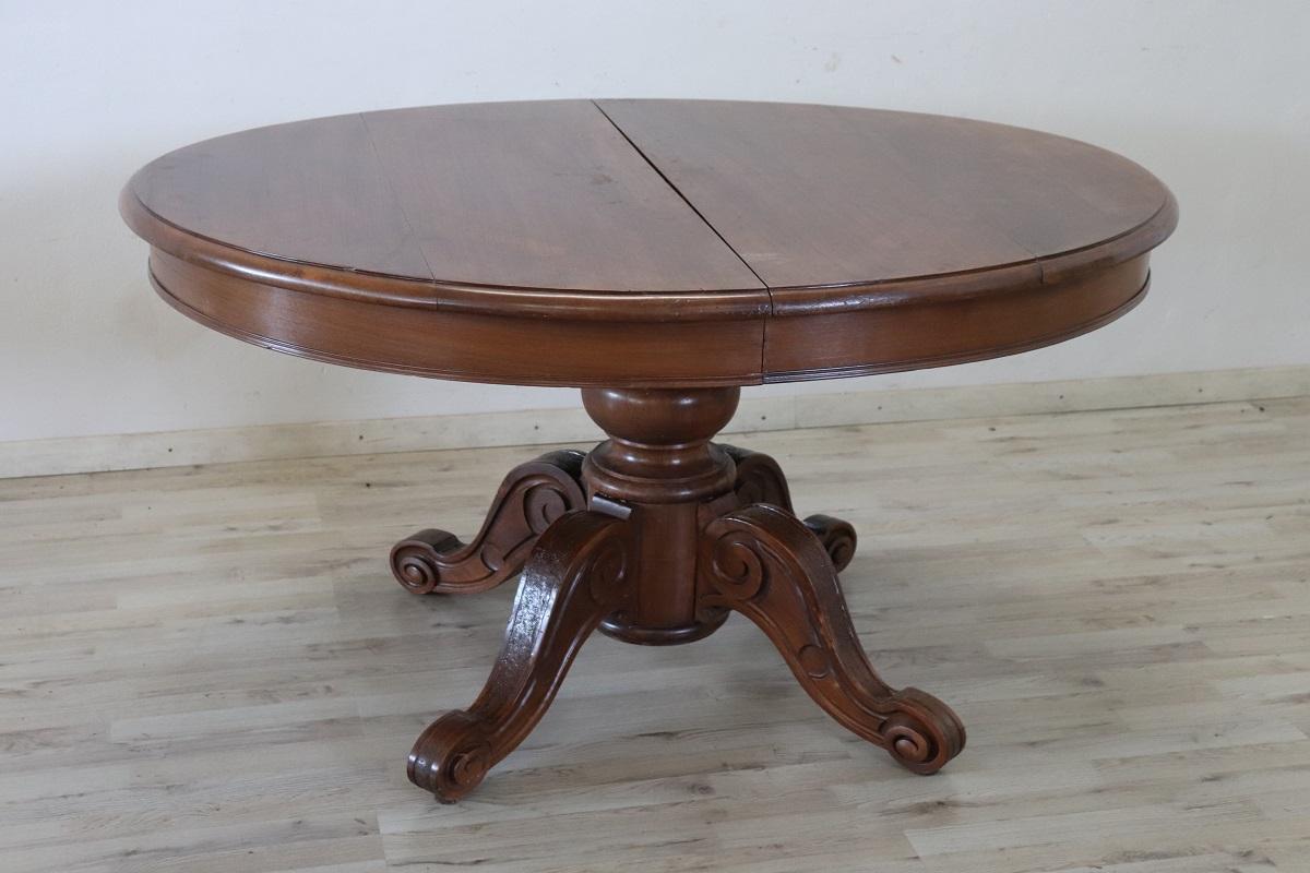 19th Century Italian Louis Philippe Solid Walnut Oval Extendable Dining Table 6