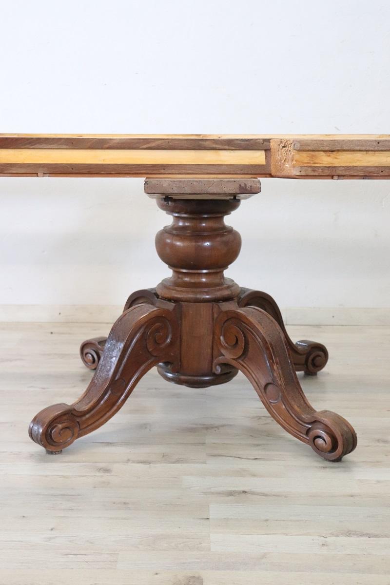 Mid-19th Century 19th Century Italian Louis Philippe Solid Walnut Oval Extendable Dining Table