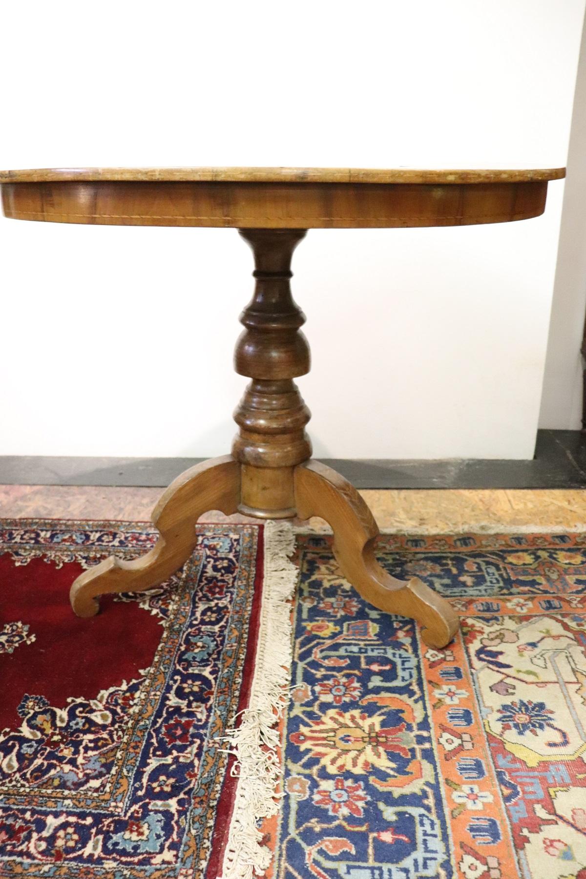 19th Century Italian Louis Philippe Walnut Inlay Center Table or Pedestal Table 2