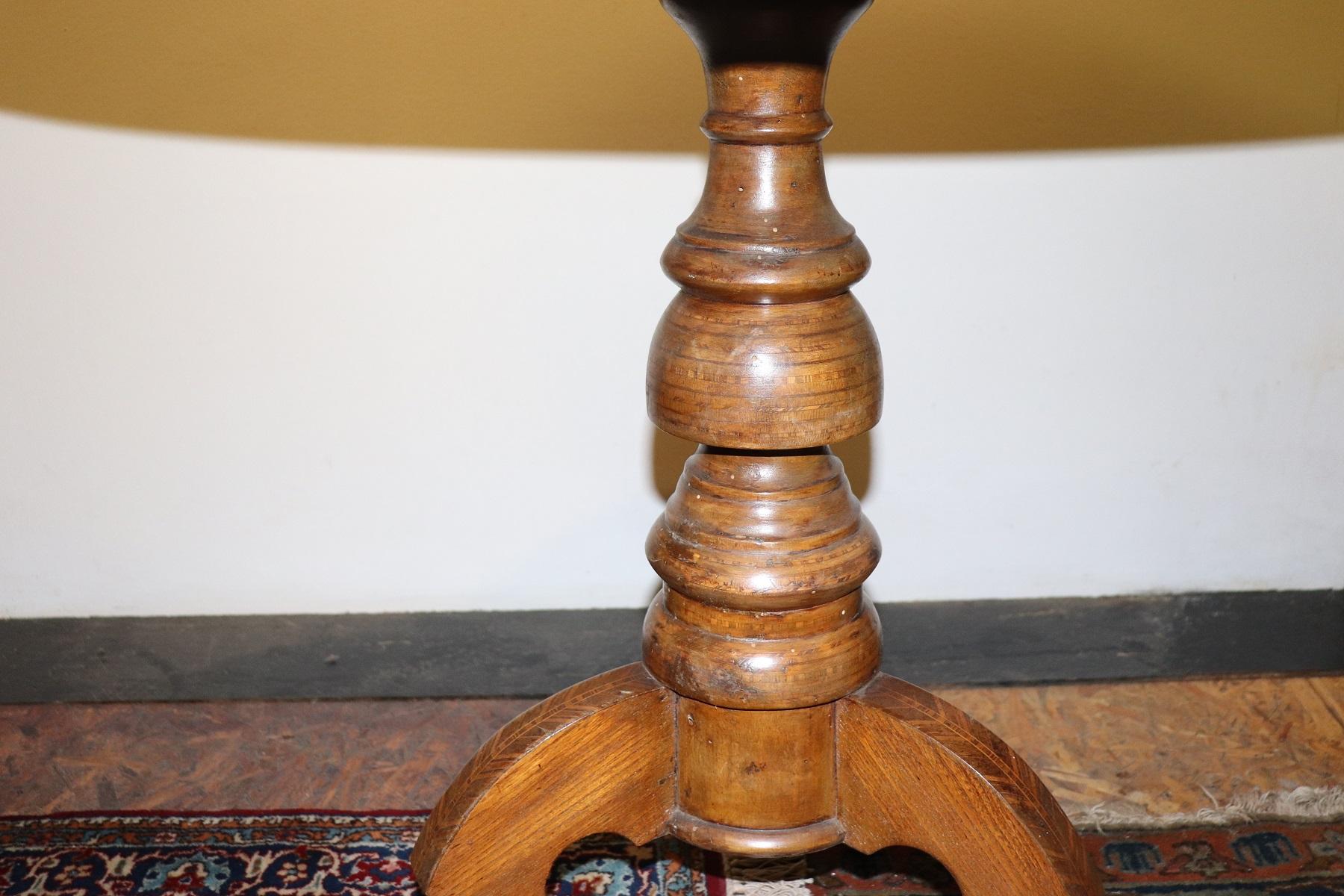 19th Century Italian Louis Philippe Walnut Inlay Center Table or Pedestal Table 5