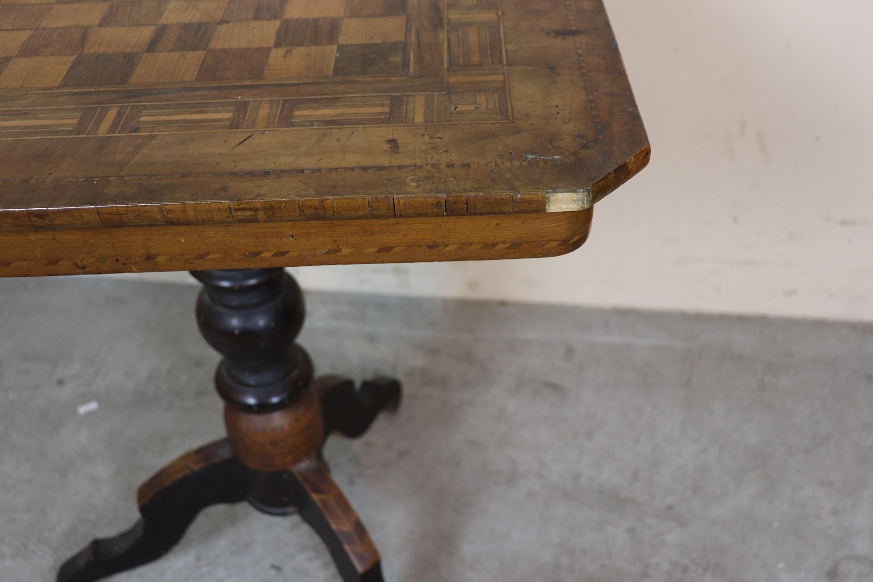 19th Century Italian Louis Philippe Walnut Inlay Chess Table or Side Table 2