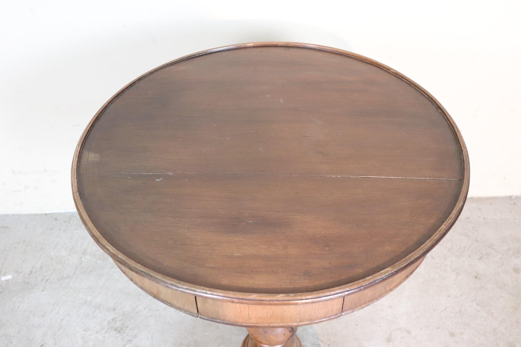 19th Century Italian Louis Philippe Walnut Round Side Table or Pedestal Table 1