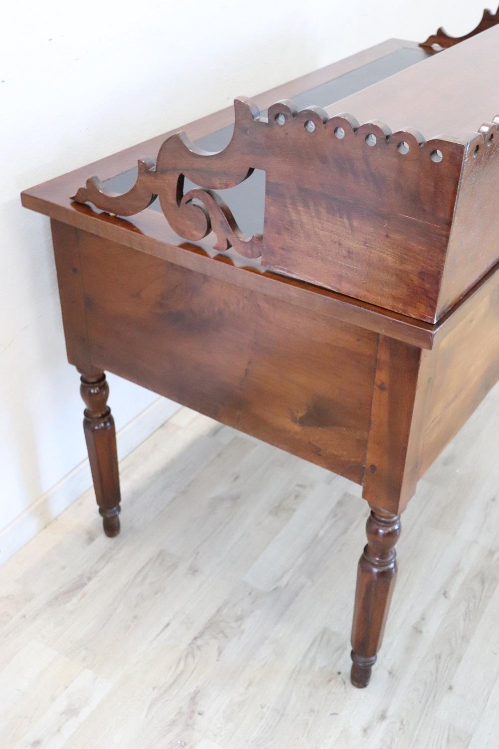 19th Century Italian Louis Philippe Walnut Wood Writing Desk For Sale 2