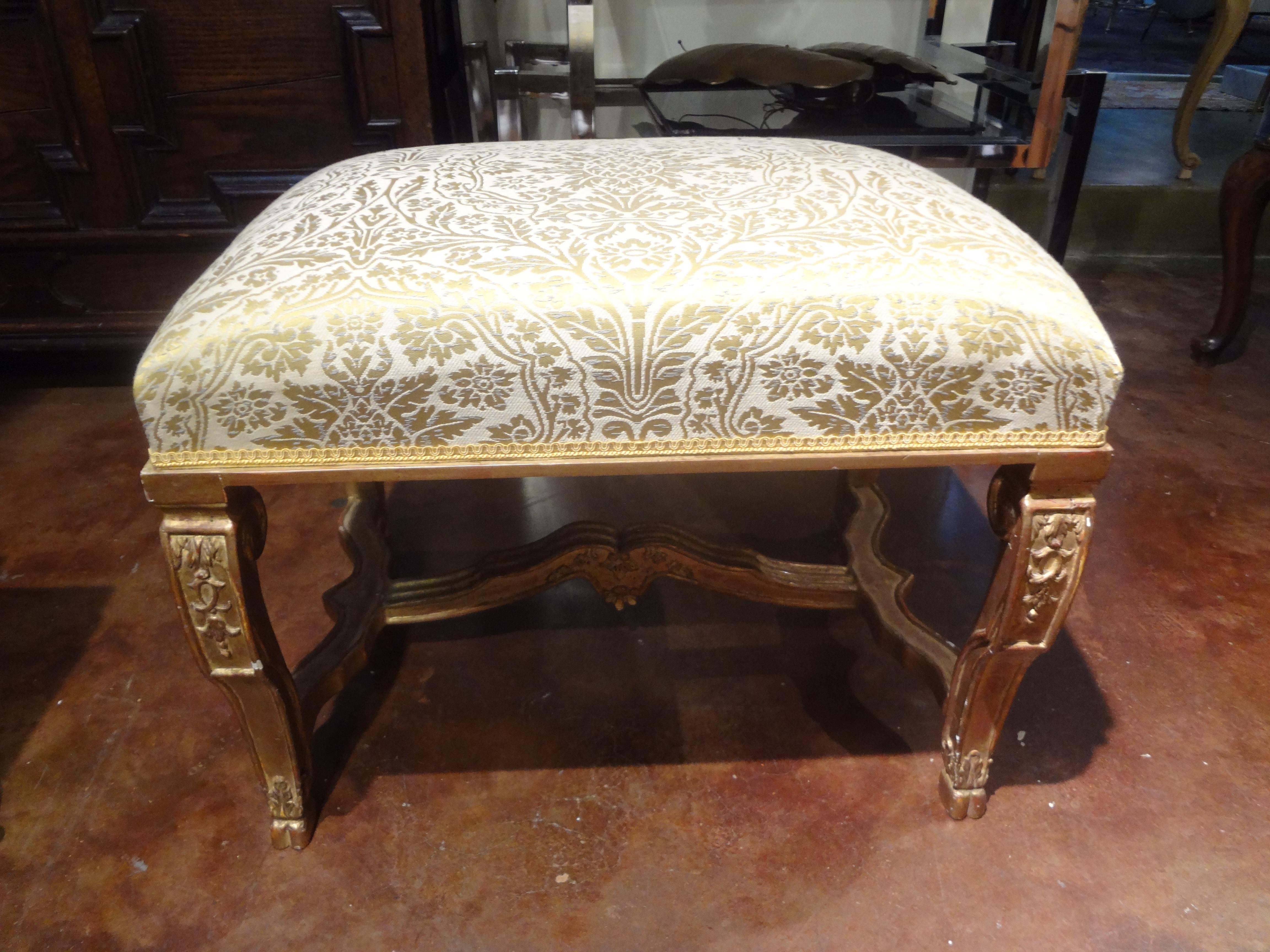 19th Century Italian Louis XIV Style Giltwood Bench 1