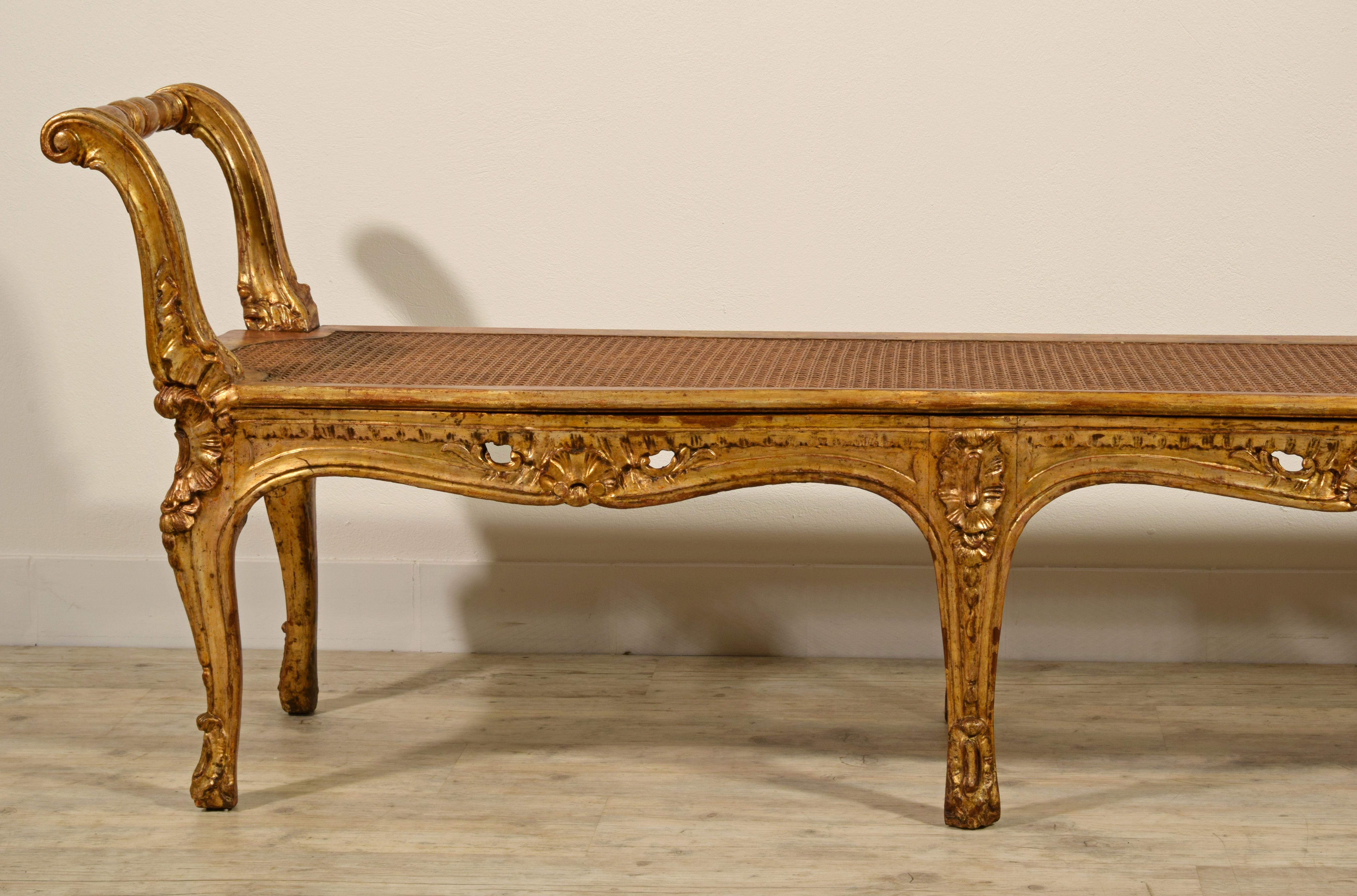 19th Century Italian Louis XV Style Carved and Giltwood Bench 17