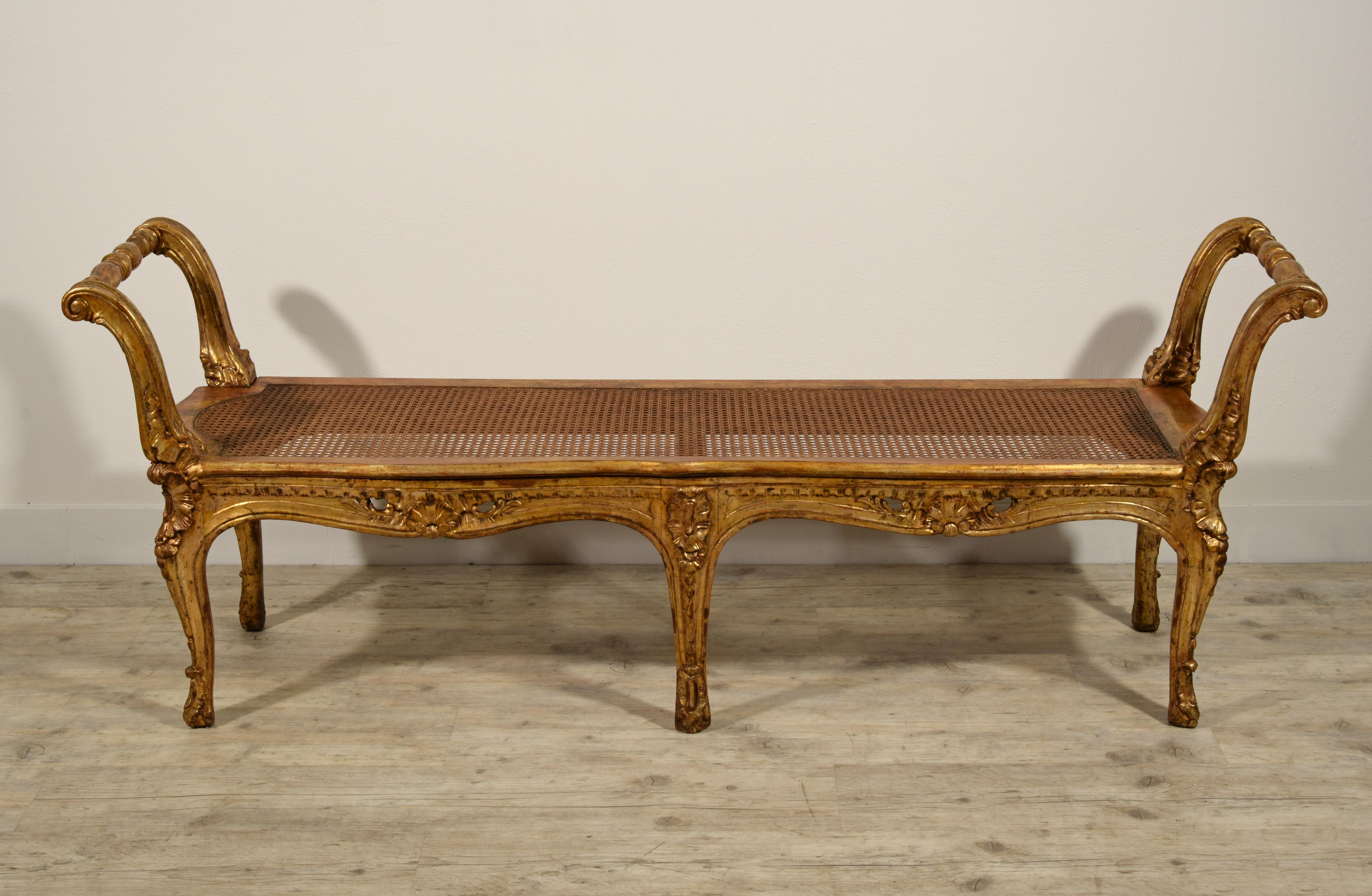 19th Century Italian Louis XV Style Carved and Giltwood Bench 3
