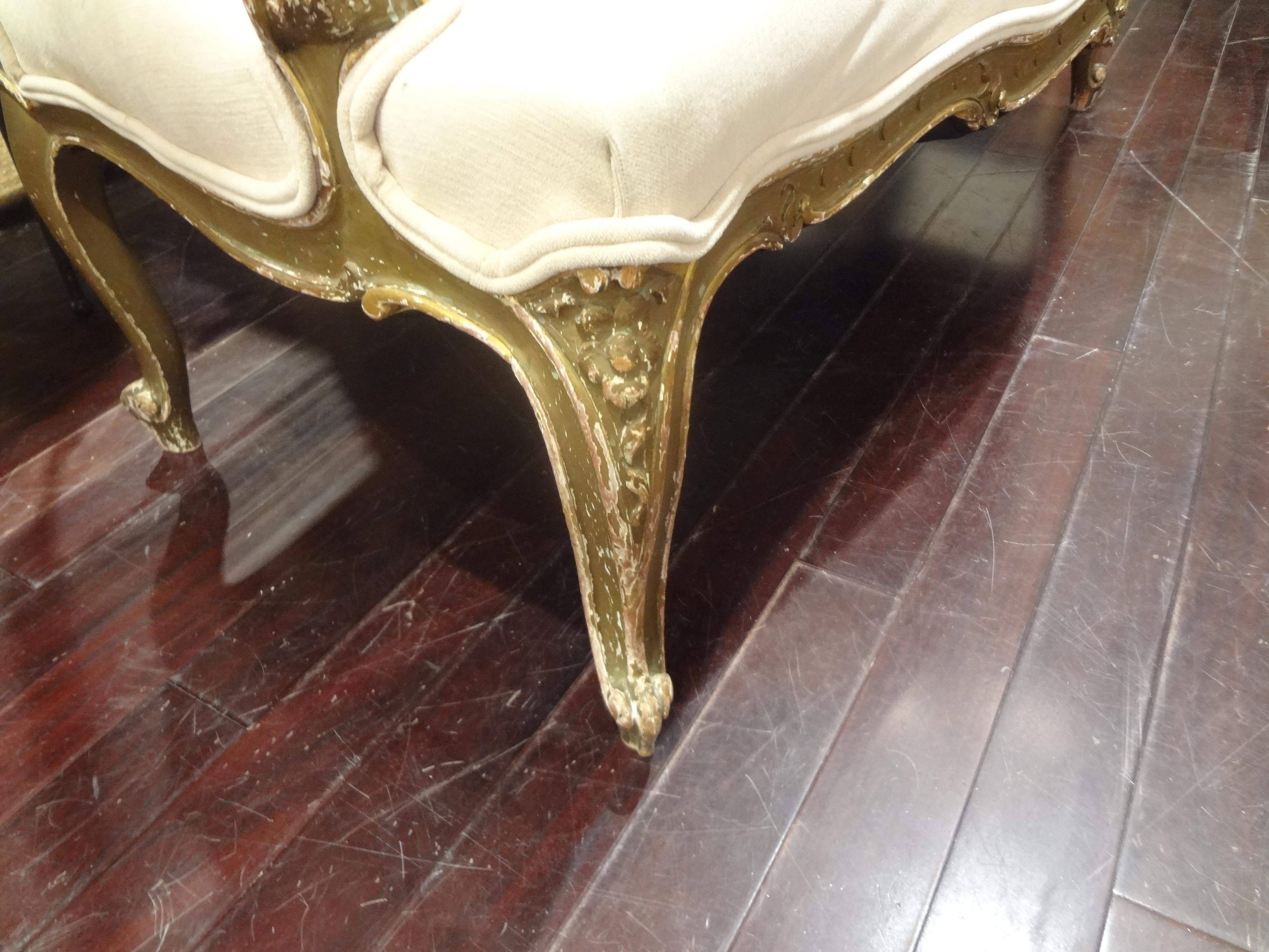 19th Century Italian Louis XV Style Giltwood Loveseat For Sale 4