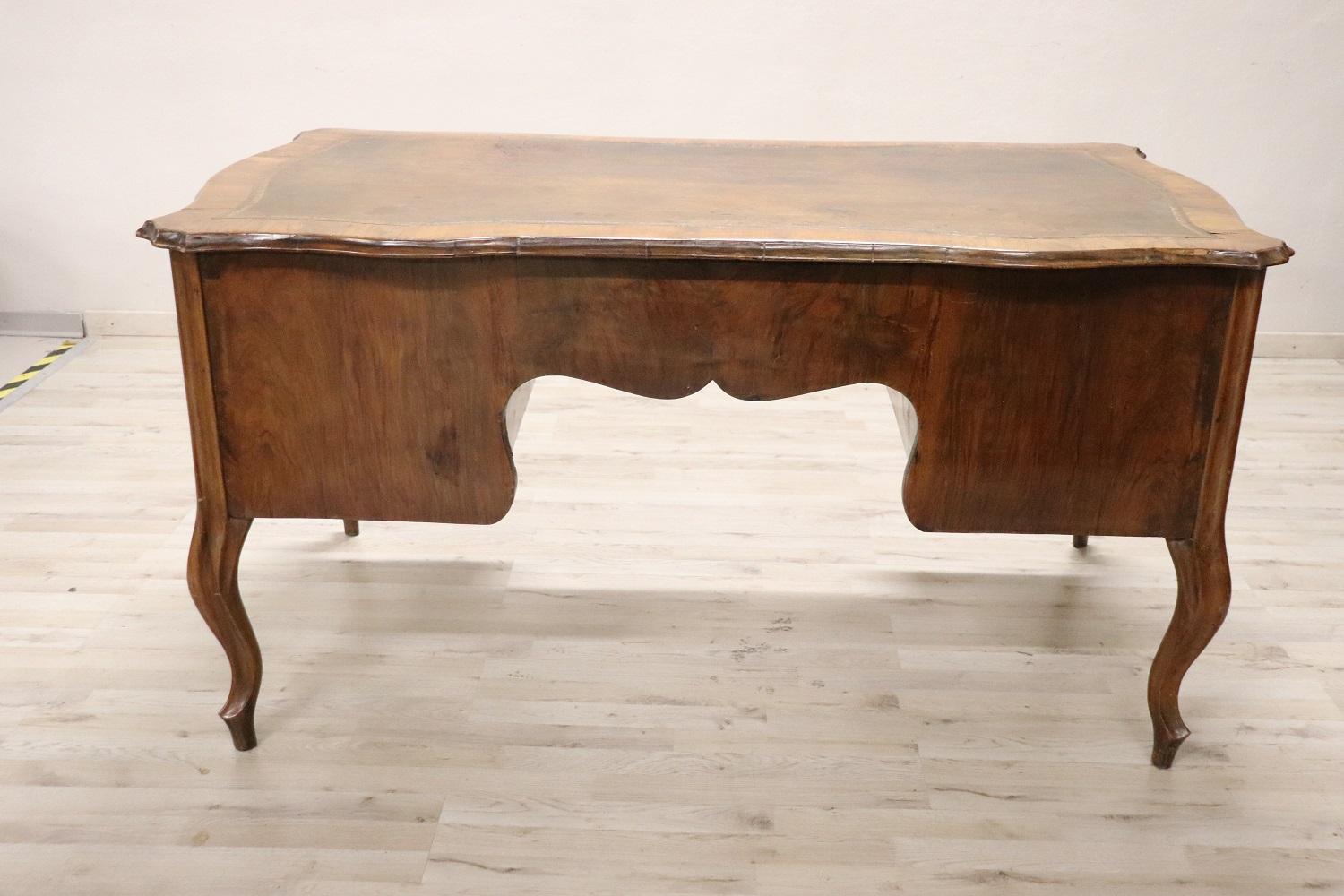 19th Century Italian Louis XV Style Walnut Large Writing Desk For Sale 6