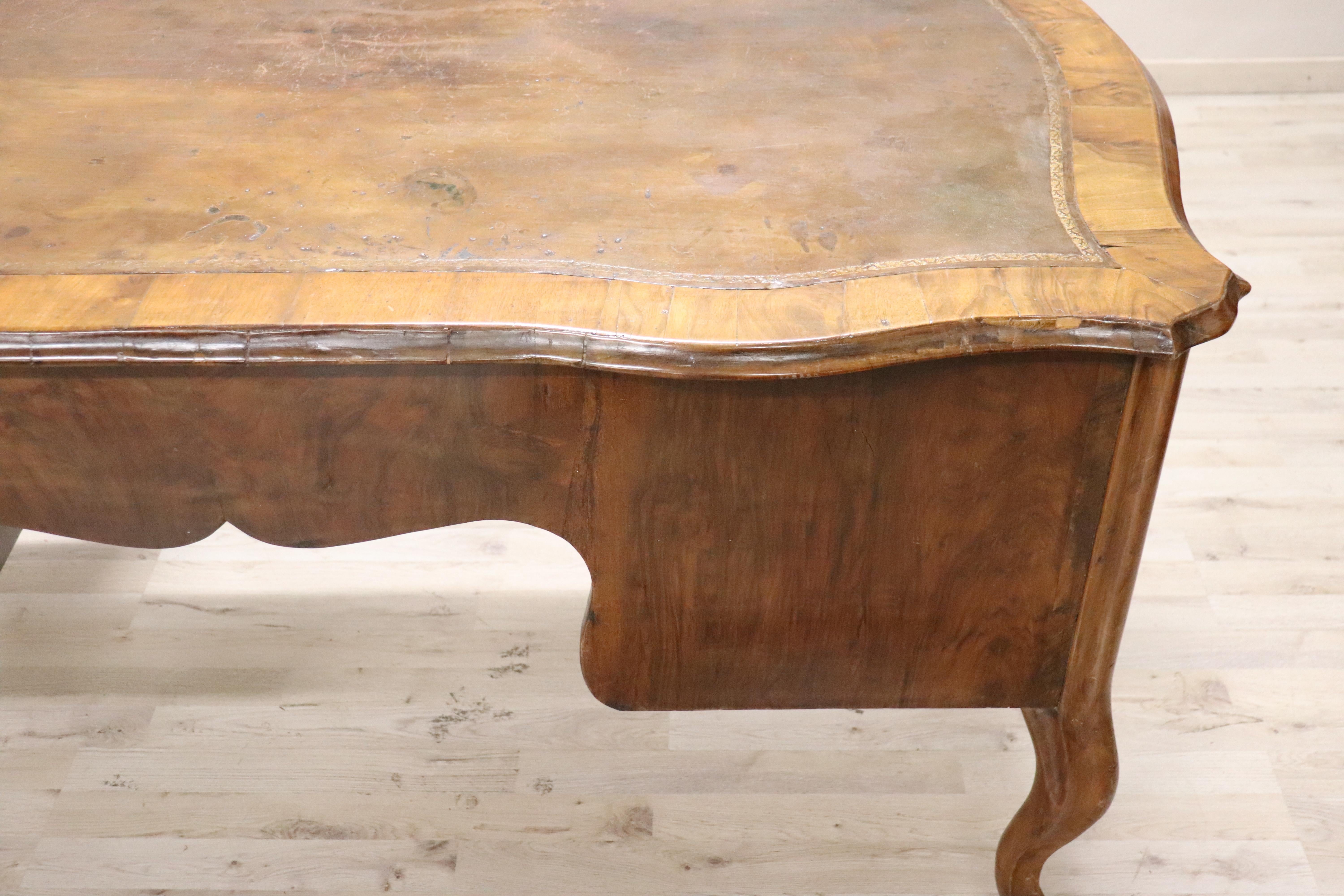 19th Century Italian Louis XV Style Walnut Large Writing Desk For Sale 7