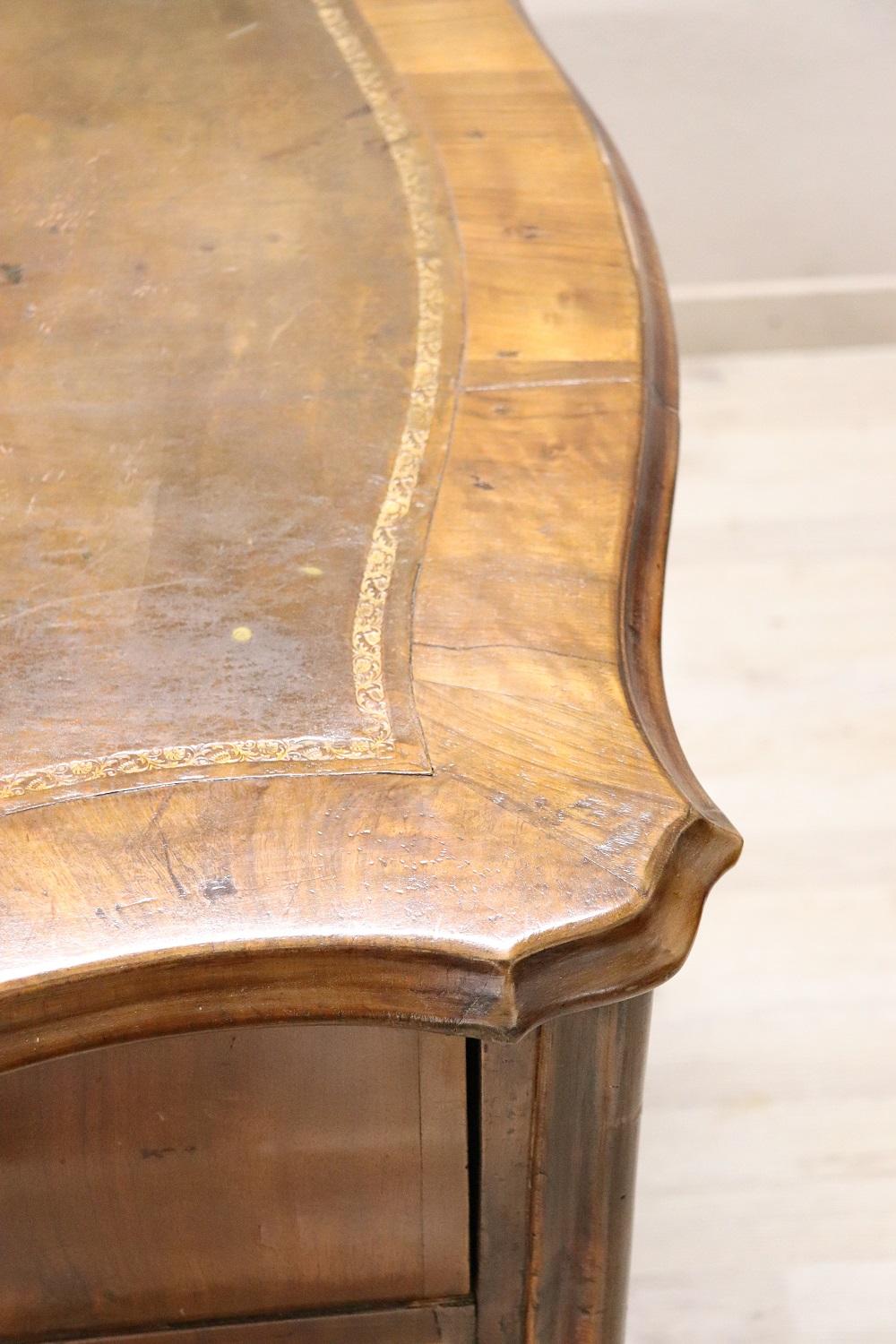 Late 19th Century 19th Century Italian Louis XV Style Walnut Large Writing Desk For Sale