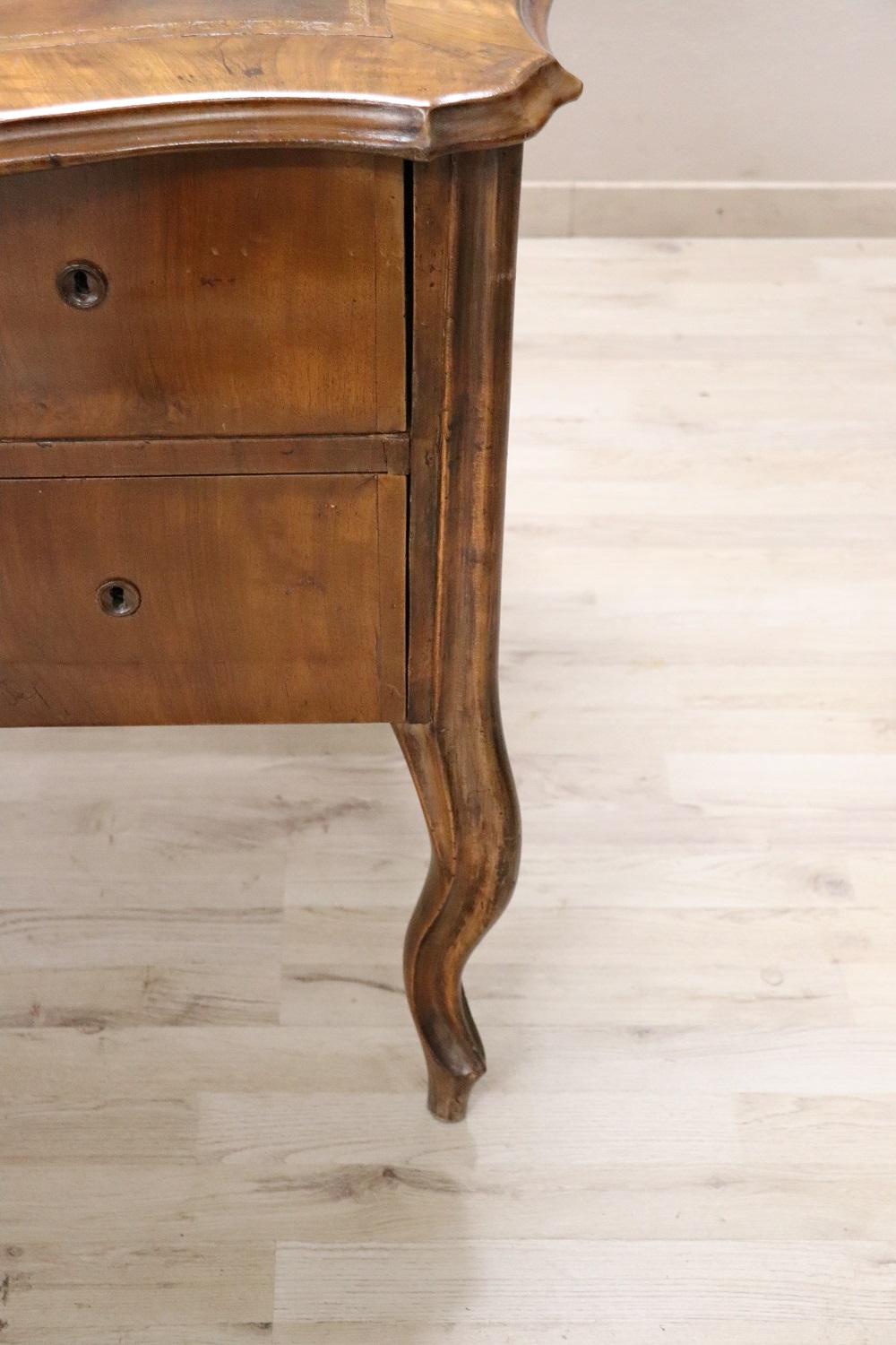 19th Century Italian Louis XV Style Walnut Large Writing Desk For Sale 1