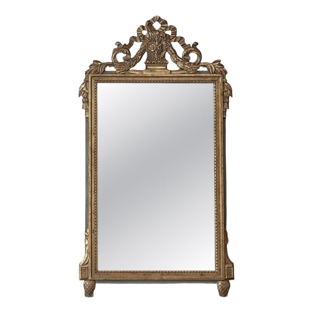 19th Century Italian Louis XVI Hand-Carved Giltwood and Painted Mirror