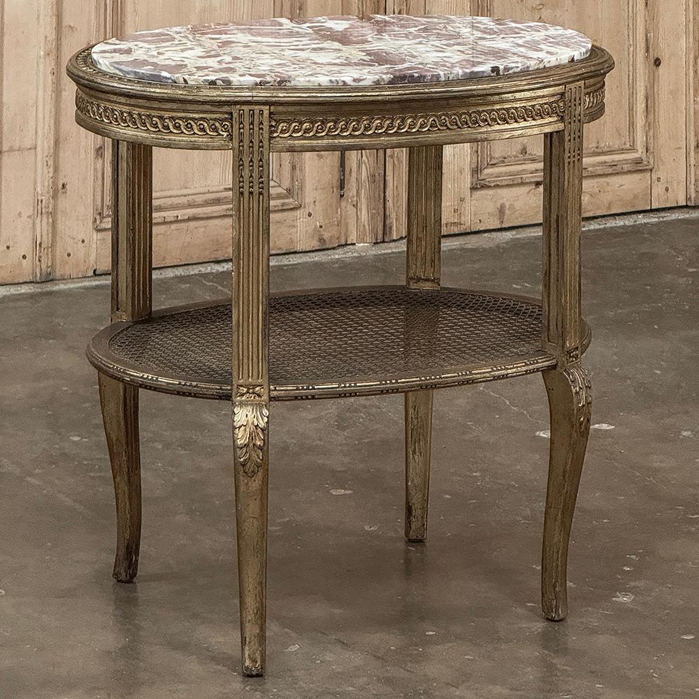 Table d'extrémité Louis XVI italienne du 19ème siècle avec plateau en marbre ovale en vente 4