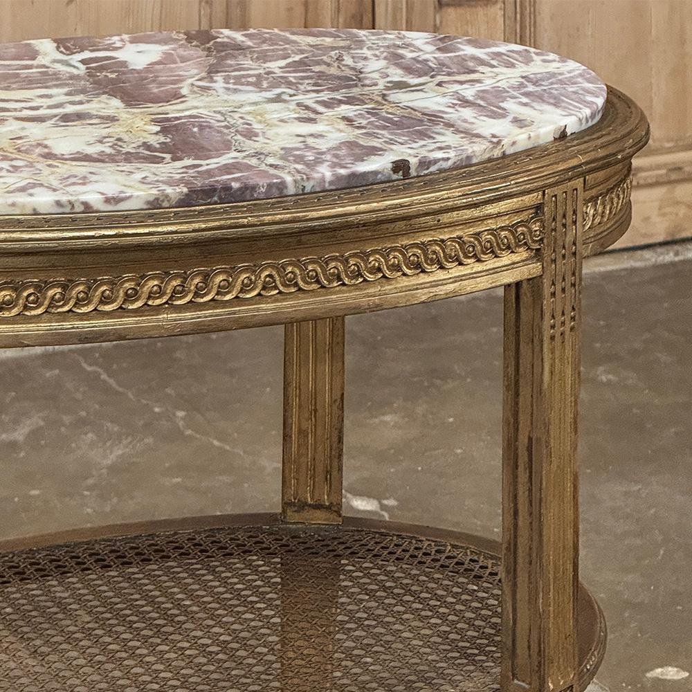 Table d'extrémité Louis XVI italienne du 19ème siècle avec plateau en marbre ovale en vente 6