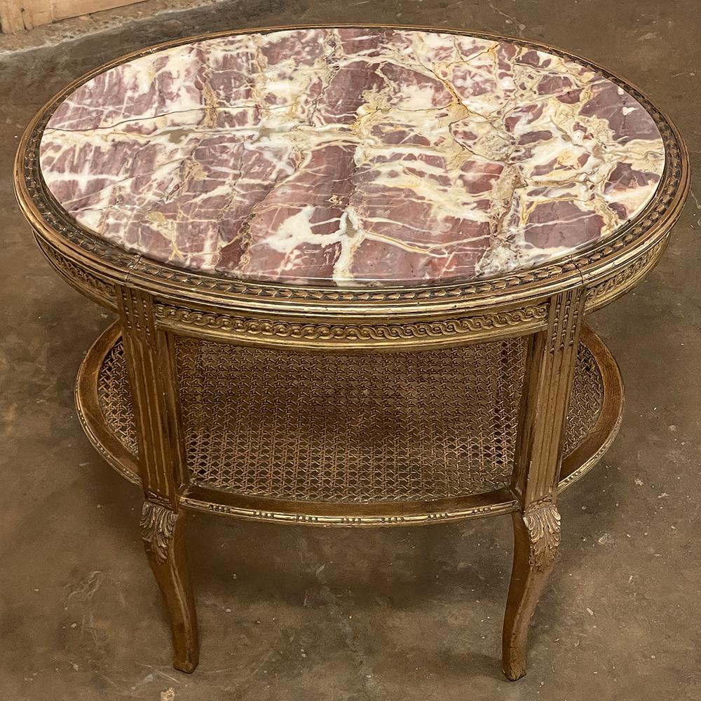 Italienischer Louis-XVI-Tisch mit ovaler Marmorplatte aus dem 19. im Zustand „Gut“ im Angebot in Dallas, TX