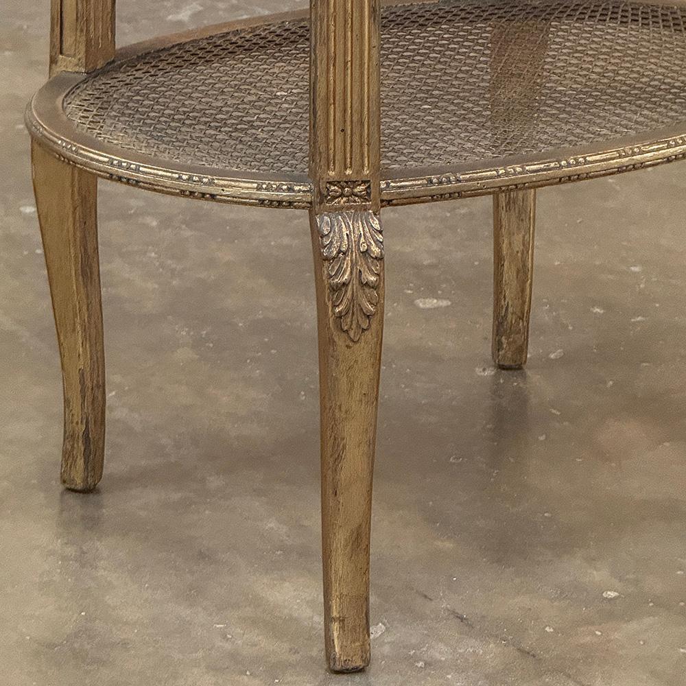 Marbre Table d'extrémité Louis XVI italienne du 19ème siècle avec plateau en marbre ovale en vente
