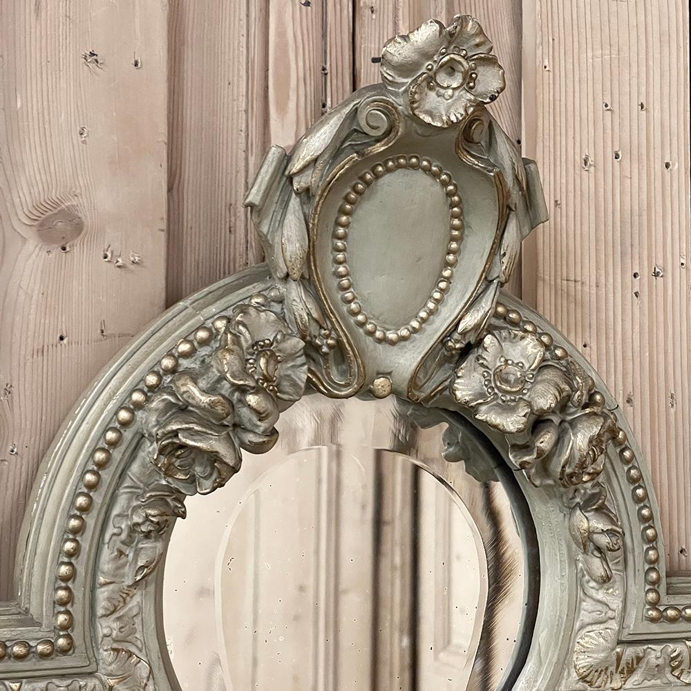 Italienischer Louis XVI-Spiegel des 19. Jahrhunderts, bemalt und vergoldet im Angebot 2