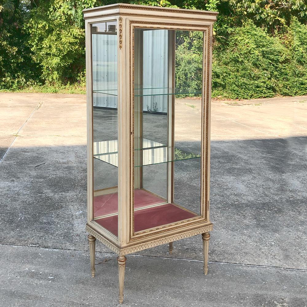 Neoclassical Revival 19th Century Italian Louis XVI Painted Vitrine