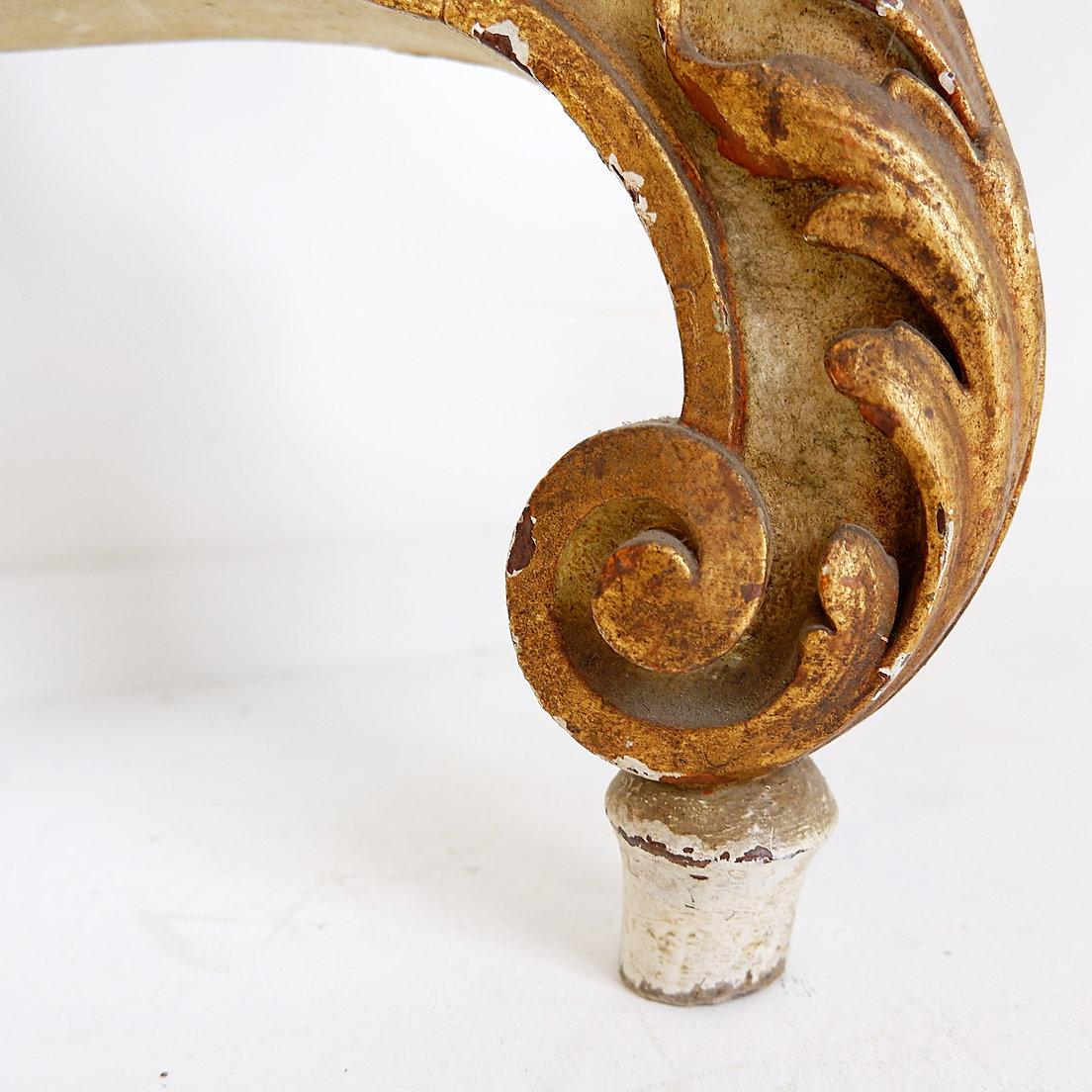 19th Century Italian Louis XVI Style Carved Wood console Planter For Sale 3