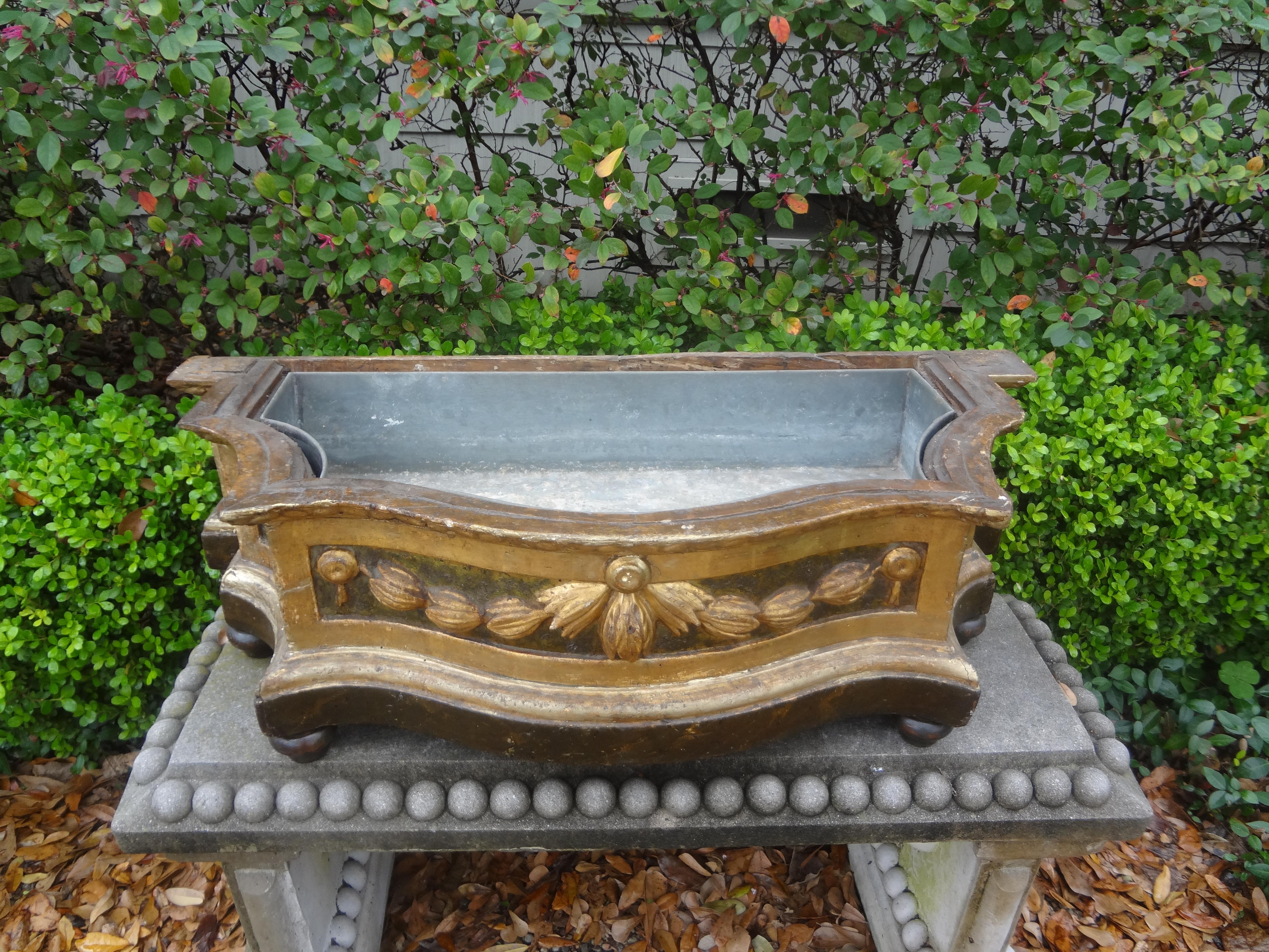 19th Century Italian Louis XVI Style Carved Wood Planter For Sale 7