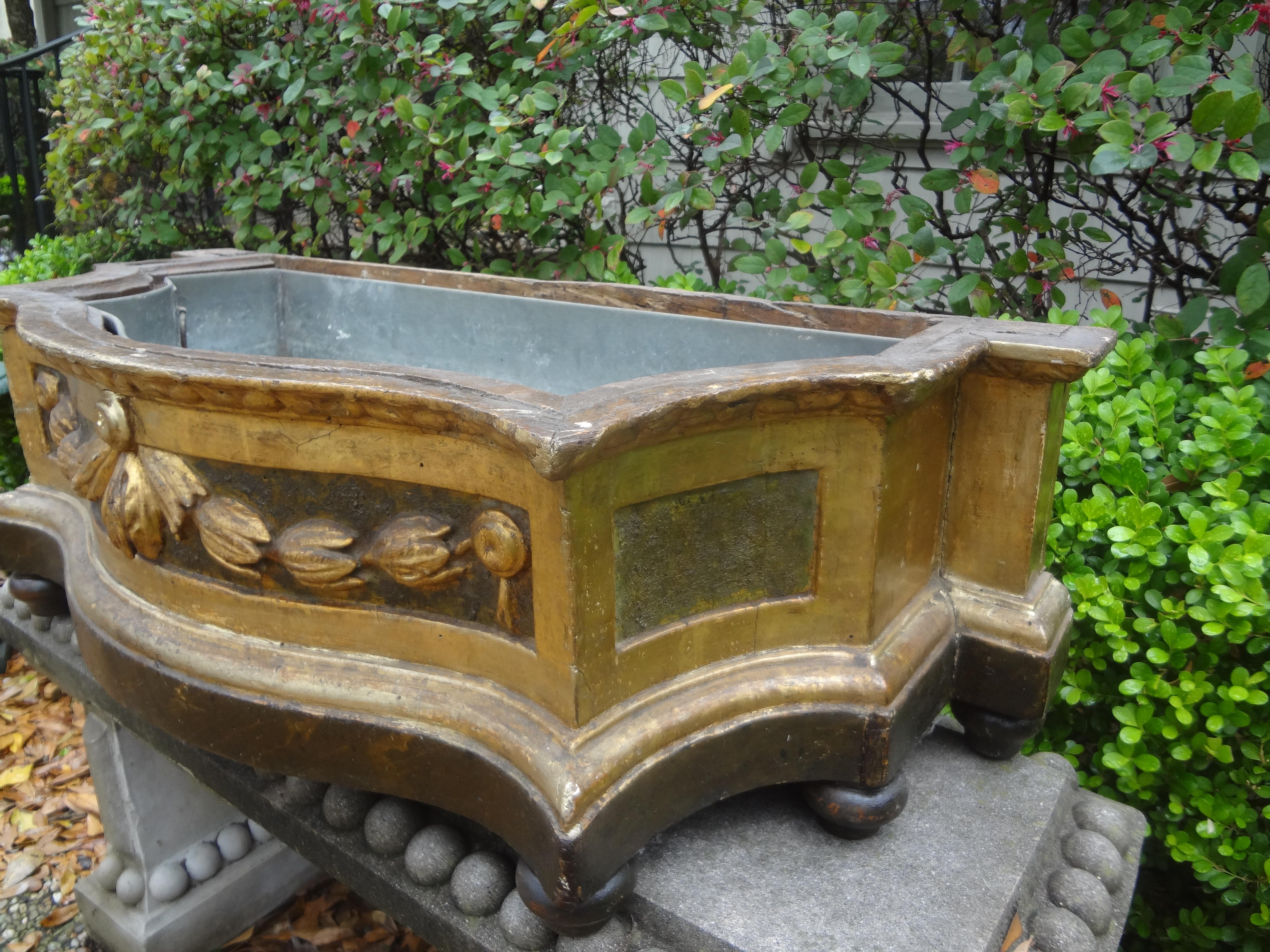 19th Century Italian Louis XVI Style Carved Wood Planter For Sale 1