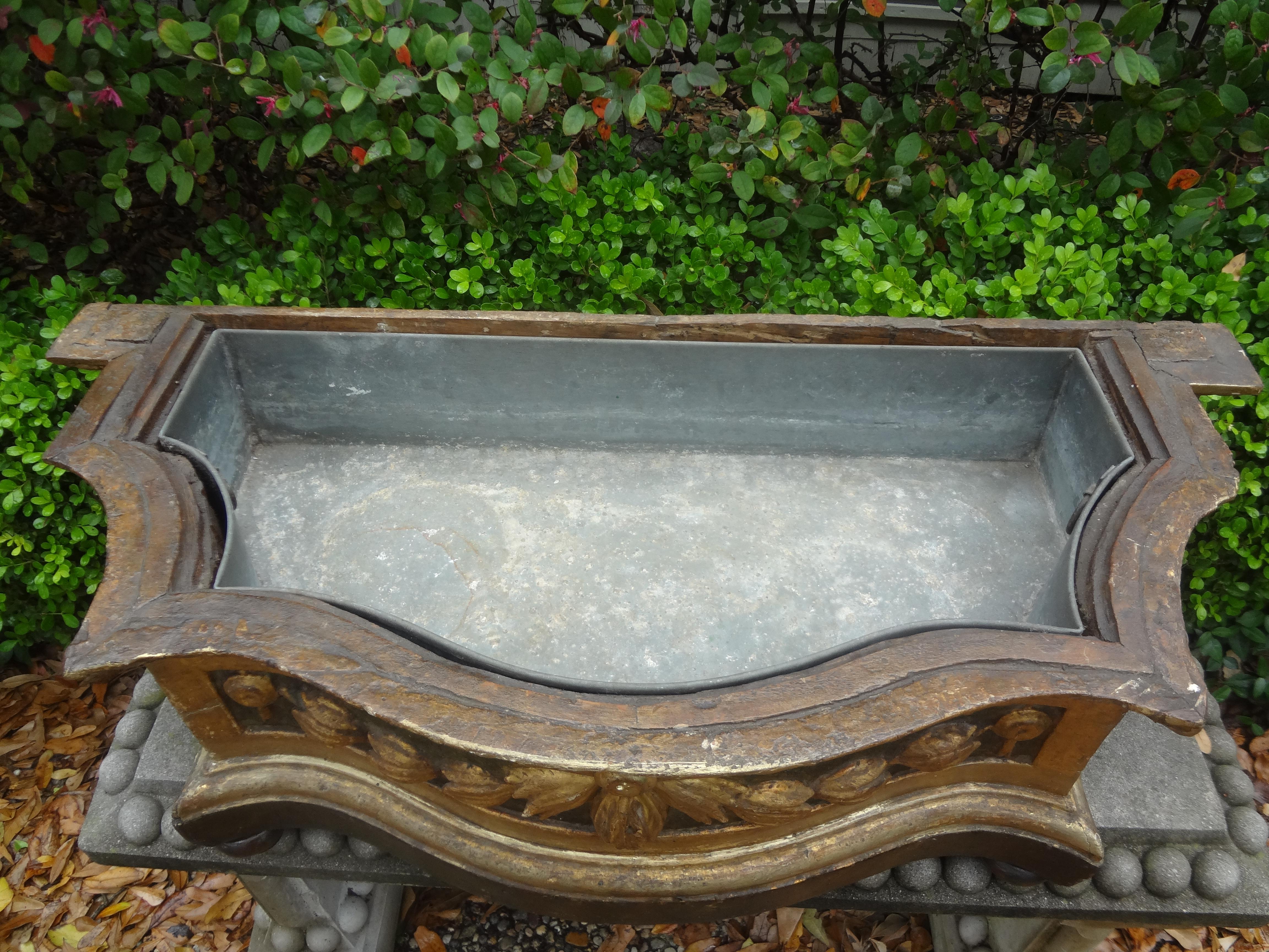 19th Century Italian Louis XVI Style Carved Wood Planter For Sale 2