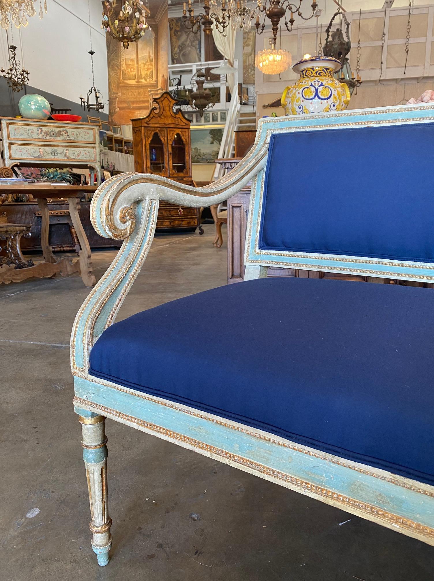 19th Century Italian Louis XVI Style Painted and Gold Gilt Bench Settee Ca 1820 For Sale 5
