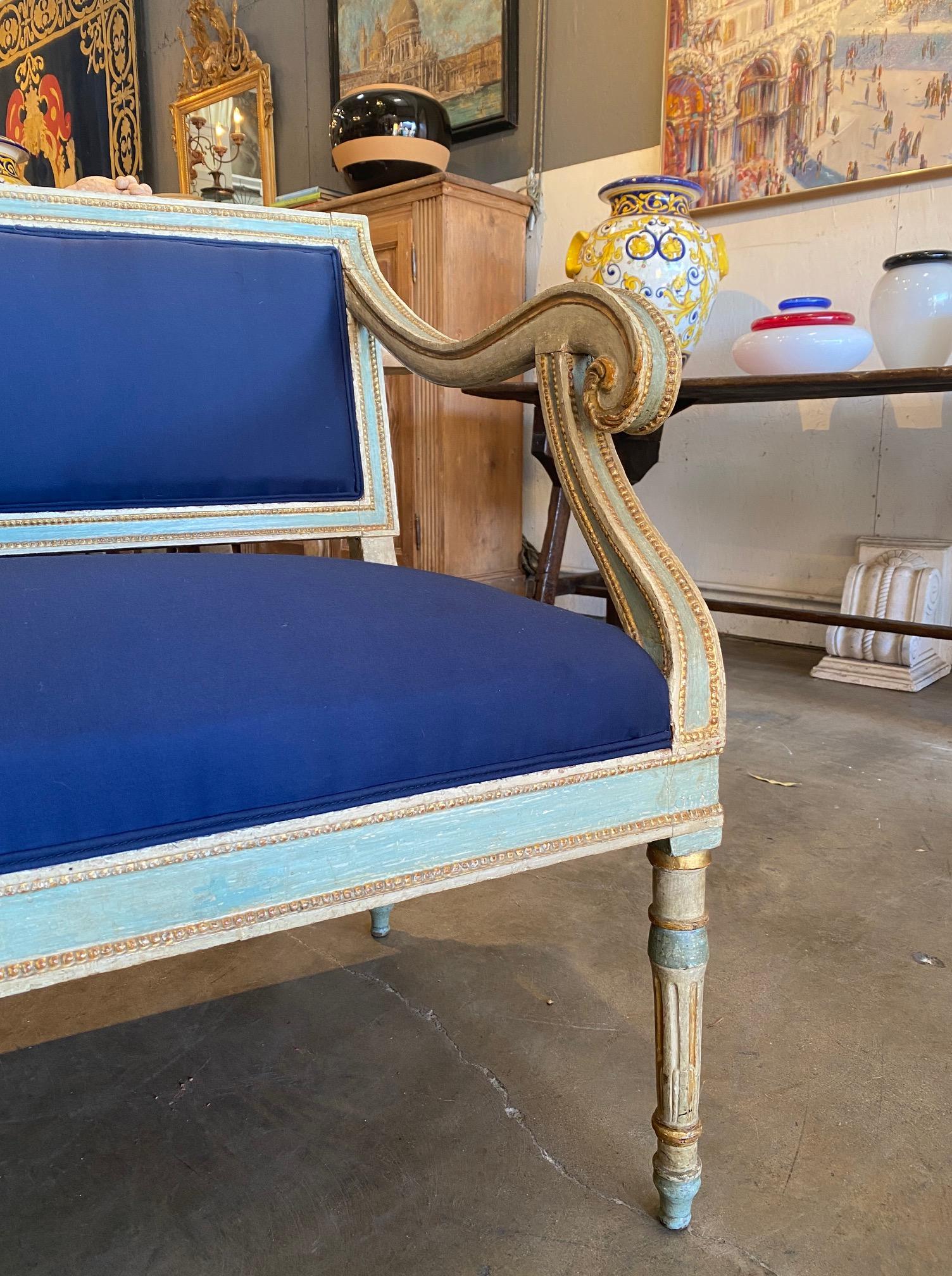 19th Century Italian Louis XVI Style Painted and Gold Gilt Bench Settee Ca 1820 For Sale 6