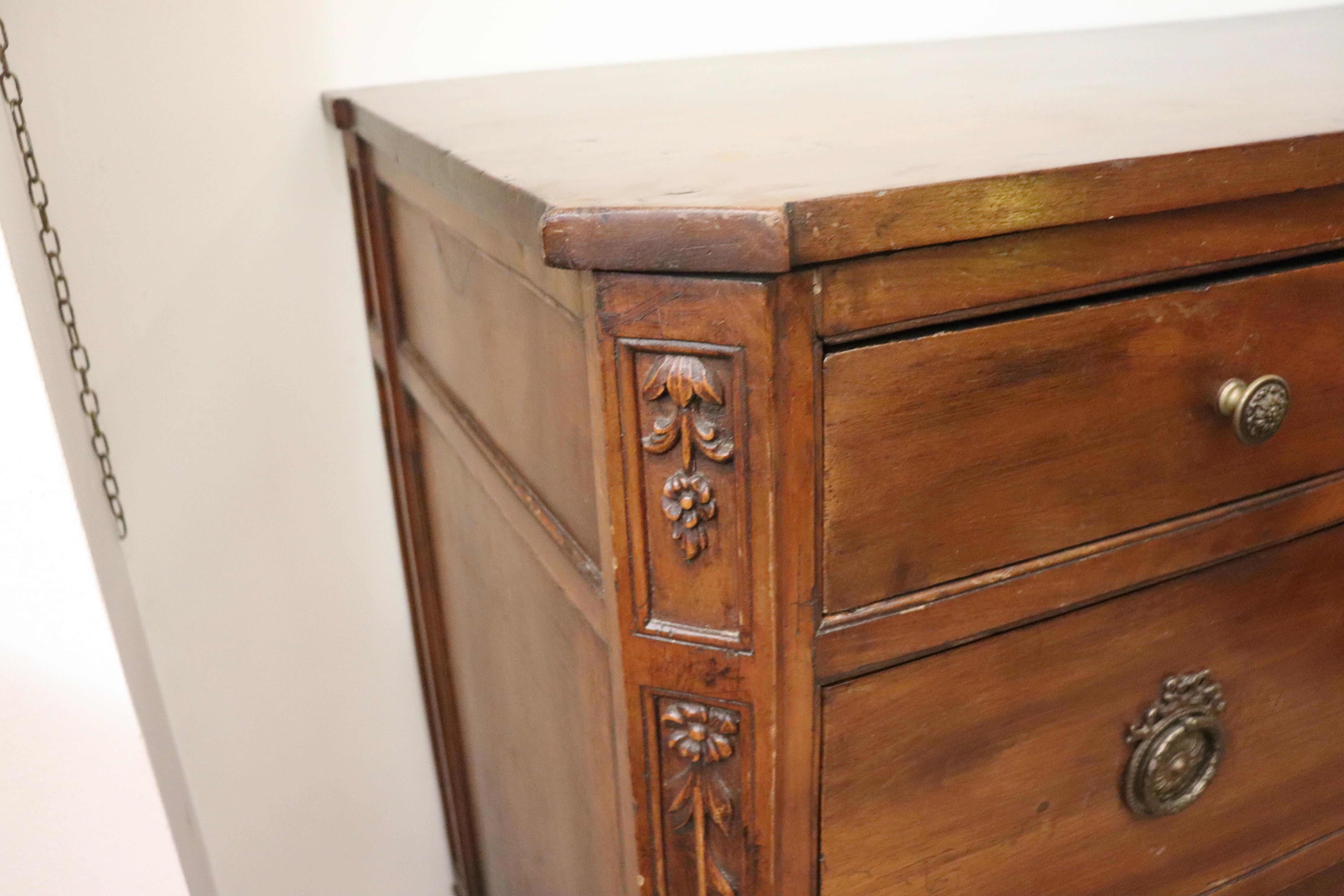 18th Century Italian Louis XVI Walnut Commode or Chest of Drawer 3