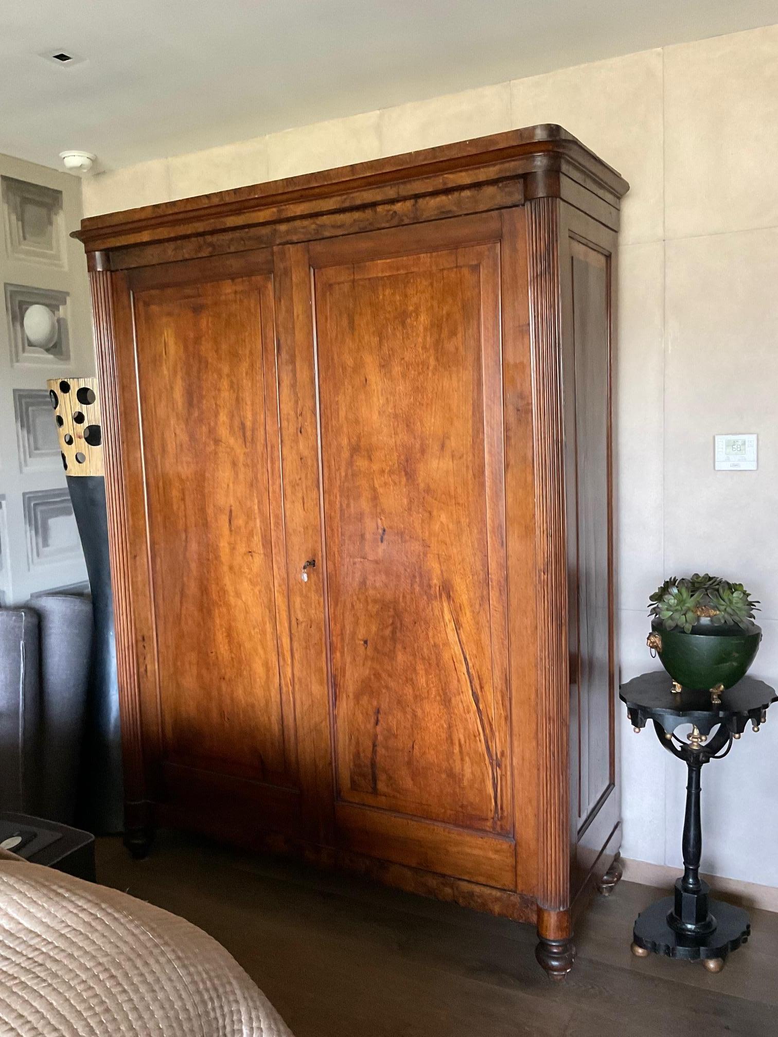 19th Century Italian Mahogany Armoire In Good Condition For Sale In Los Angeles, CA