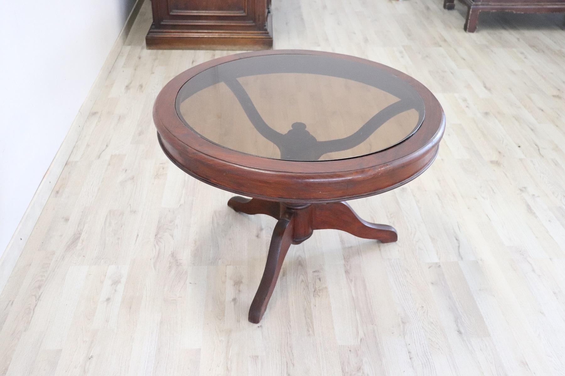 19th Century Italian Mahogany Round Coffee Table or Sofa Table with Glass Top 3