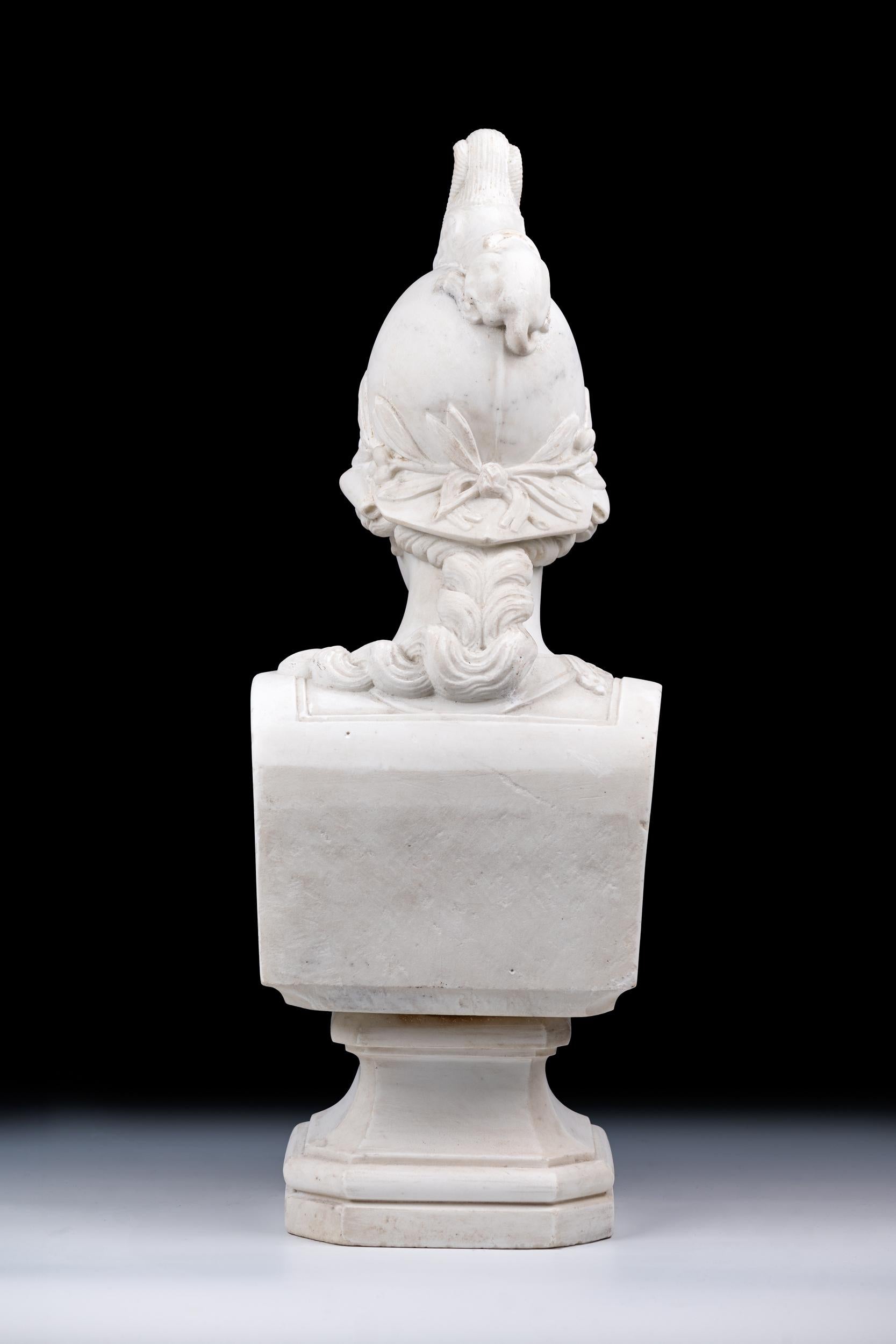 19th Century Italian Marble Bust Of Minerva Giustiniani / Athena Giustiniani In Good Condition In Dublin, IE