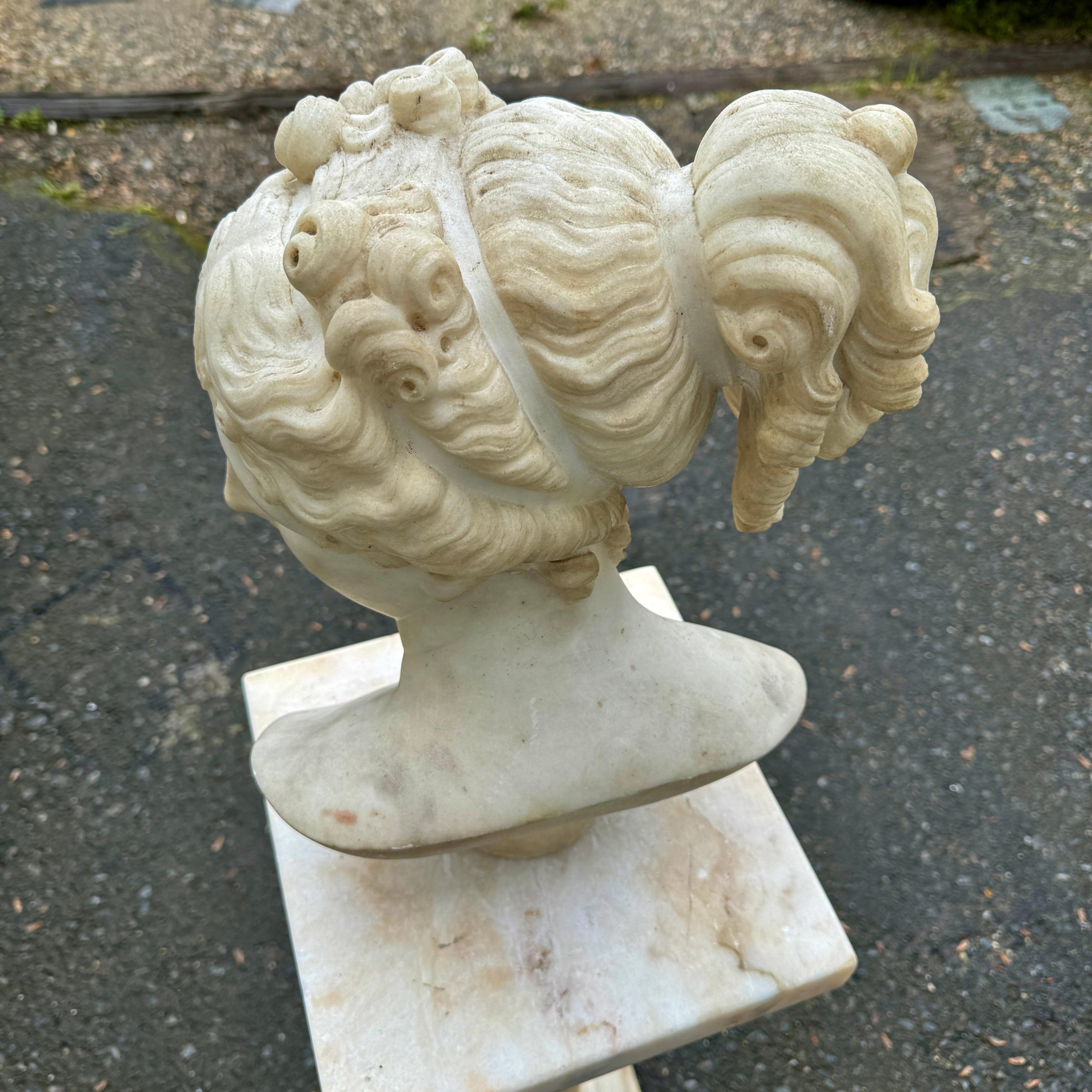 19th Century Italian Marble Bust on Column Pedestal Base For Sale 3
