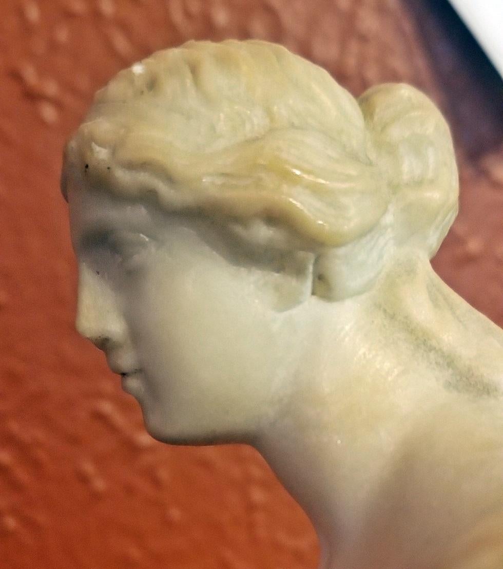19th century Italian Marble Figurine of Venus De Milo In Good Condition In Dallas, TX
