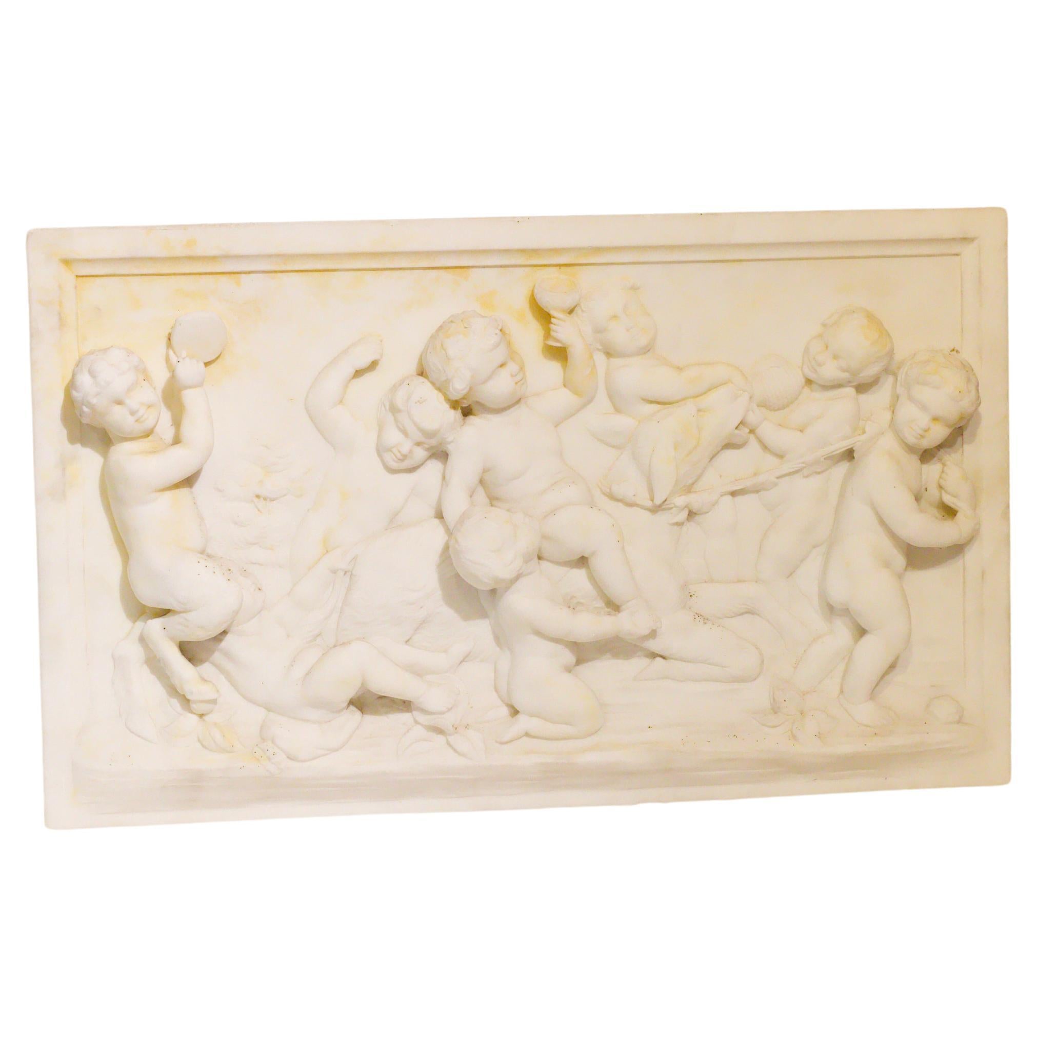 19th Century Italian Marble Plaque with Cherub Scene, in the Manner of Clodion For Sale 4
