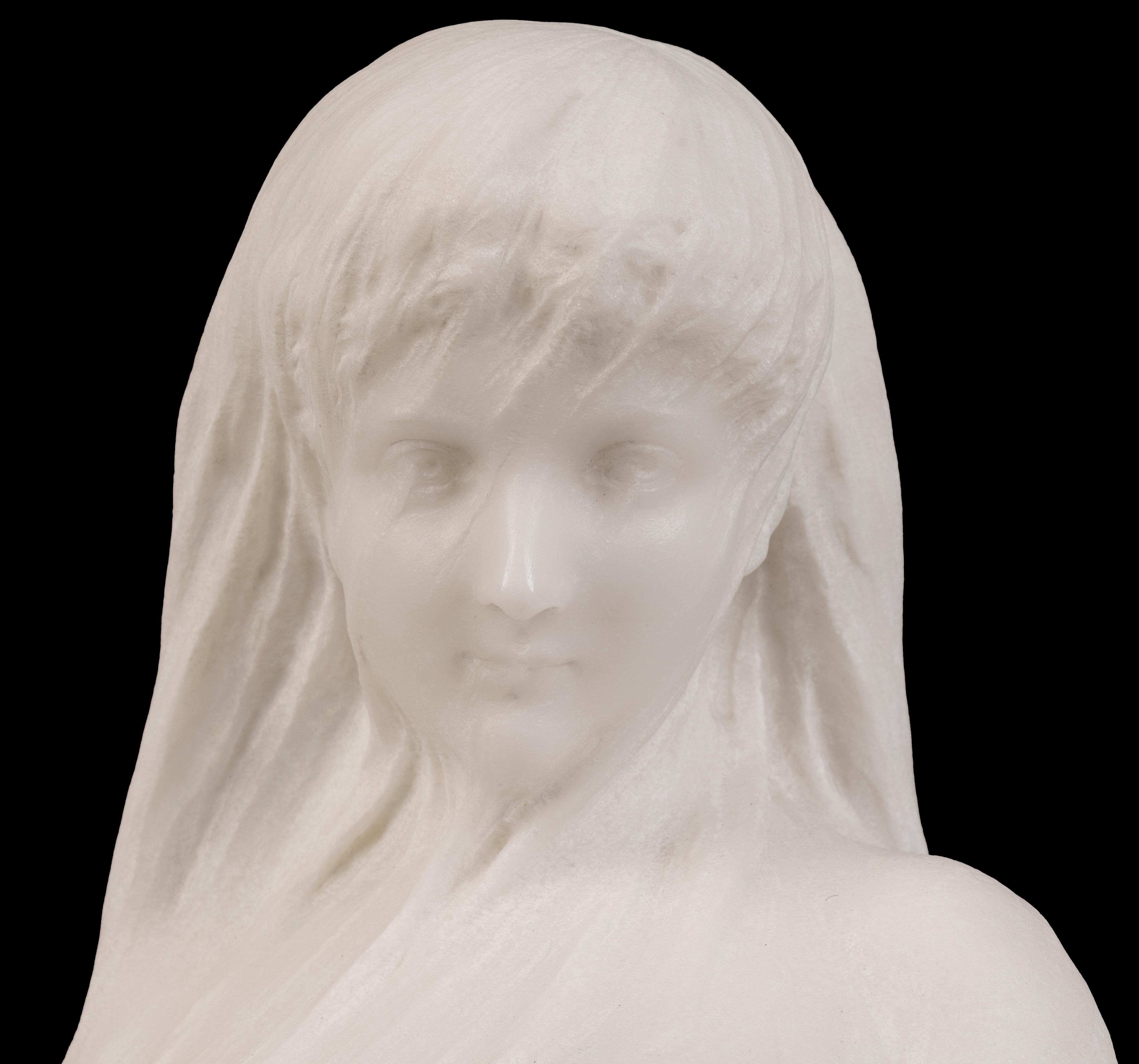 Marbre de Carrare Sculpture italienne en marbre du 19ème siècle de la déesse Flora par Ernesto Gazzeri en vente