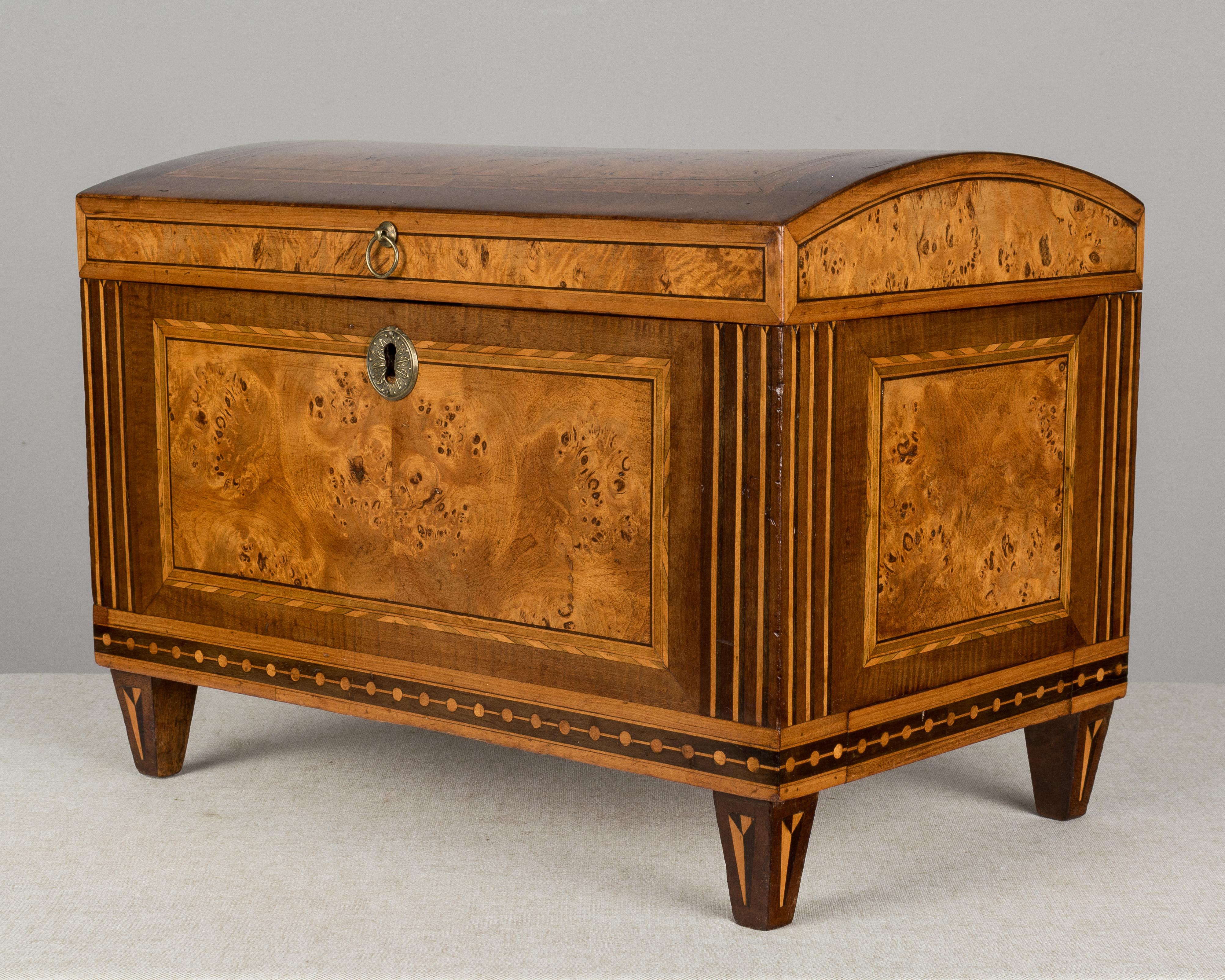 19th Century Italian Marquetry Box In Good Condition For Sale In Winter Park, FL