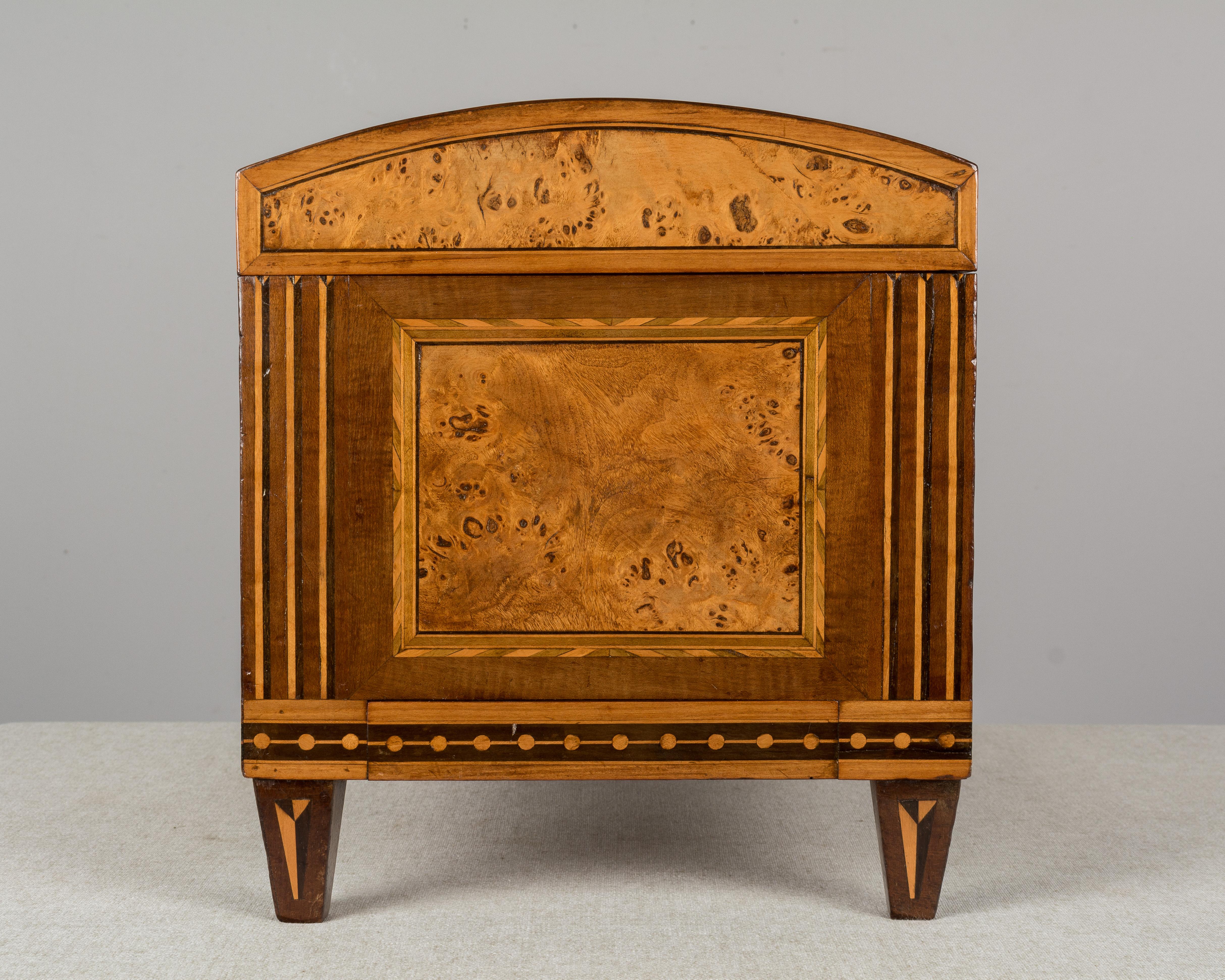 19th Century Italian Marquetry Box For Sale 3