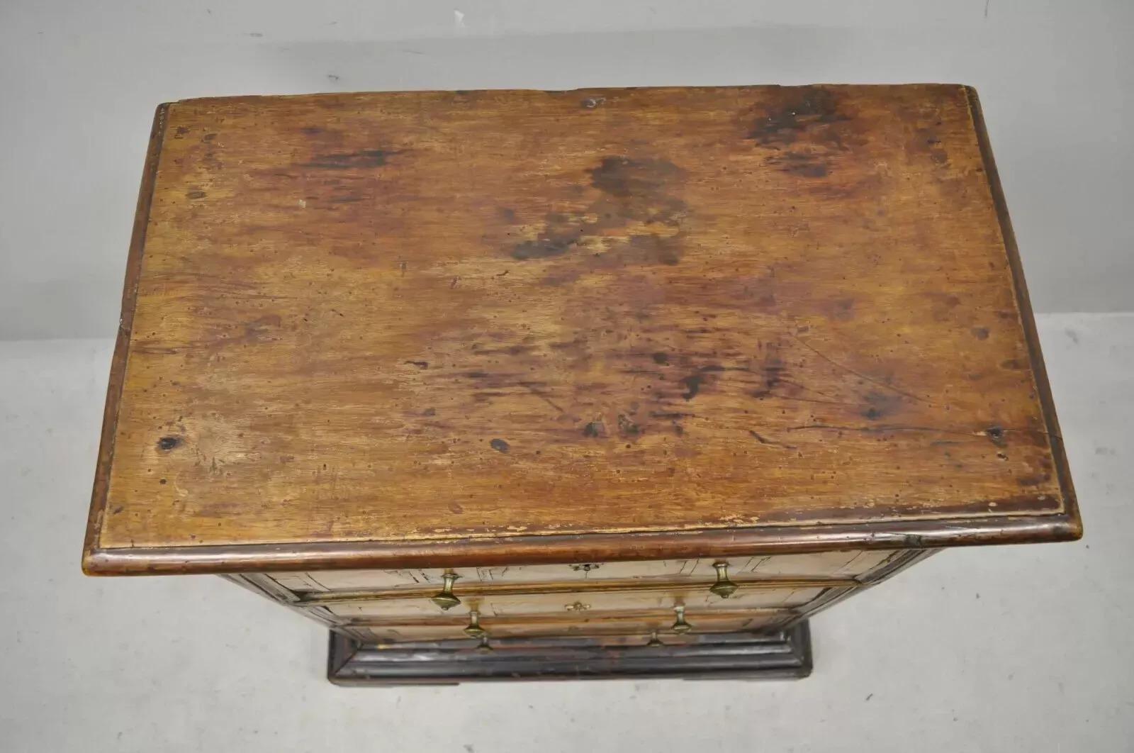 19th Century Italian Marquetry Inlay Walnut 3 Drawer Commode Chest Nightstand In Good Condition For Sale In Philadelphia, PA