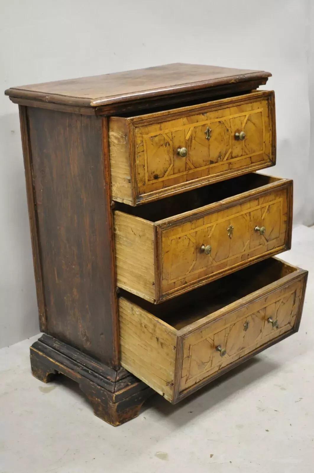 Satinwood 19th Century Italian Marquetry Inlay Walnut 3 Drawer Commode Chest Nightstand For Sale