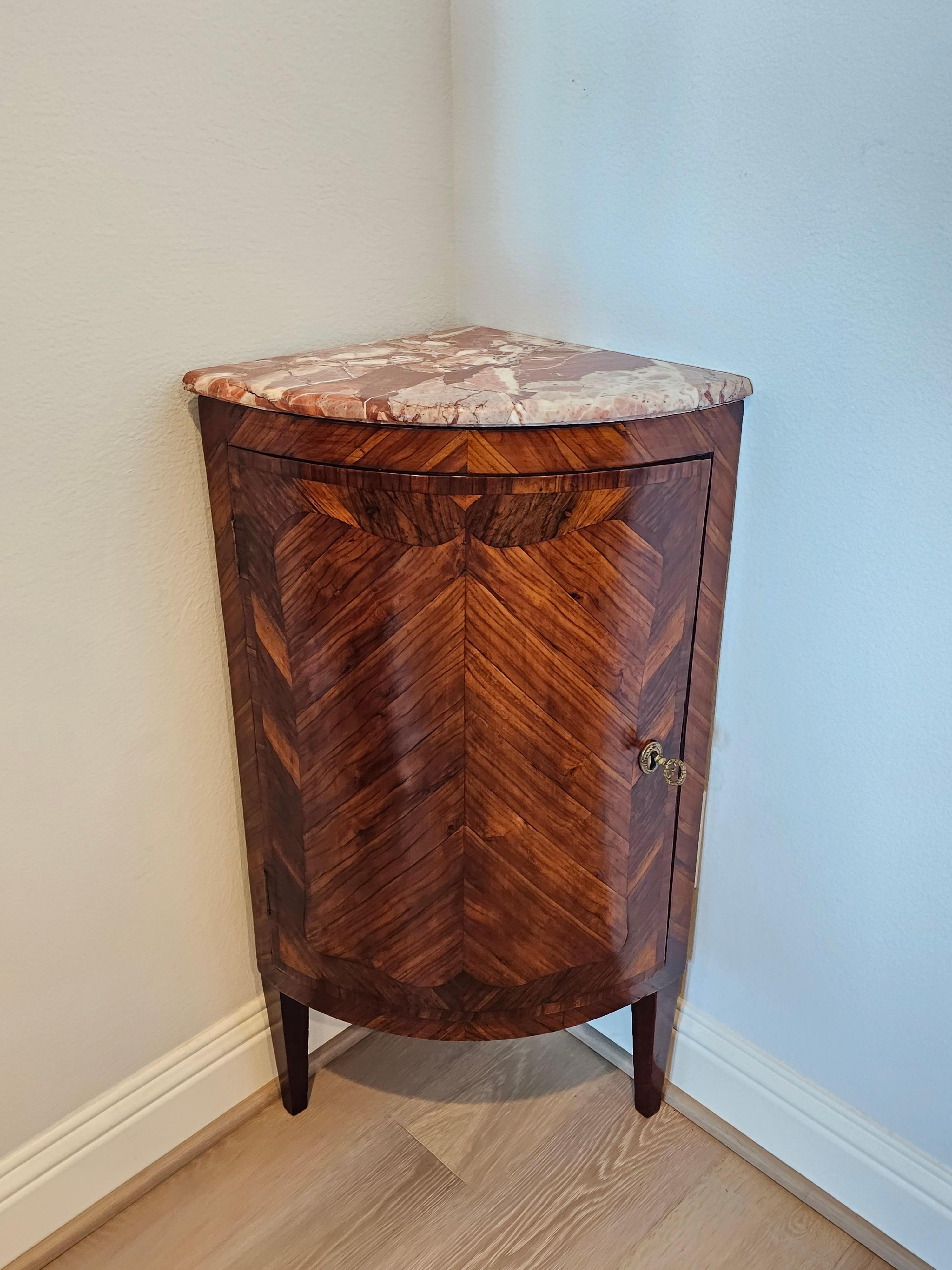 19th Century Italian Matched Kingwood Tulipwood Marble Top Corner Cabinet  For Sale 15