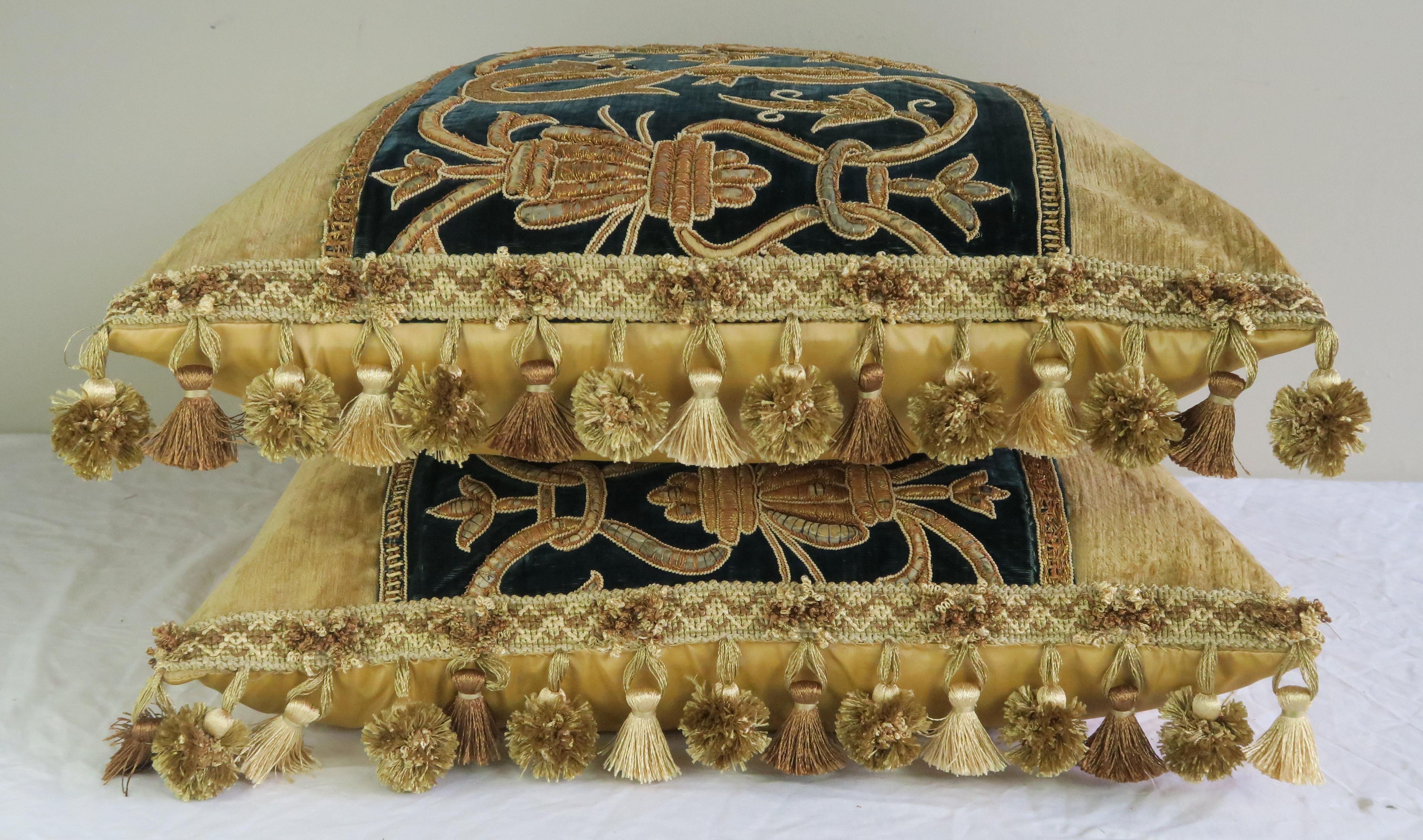 19th Century Italian Metallic Appliqued Velvet Pillows, Pair In Good Condition In Los Angeles, CA