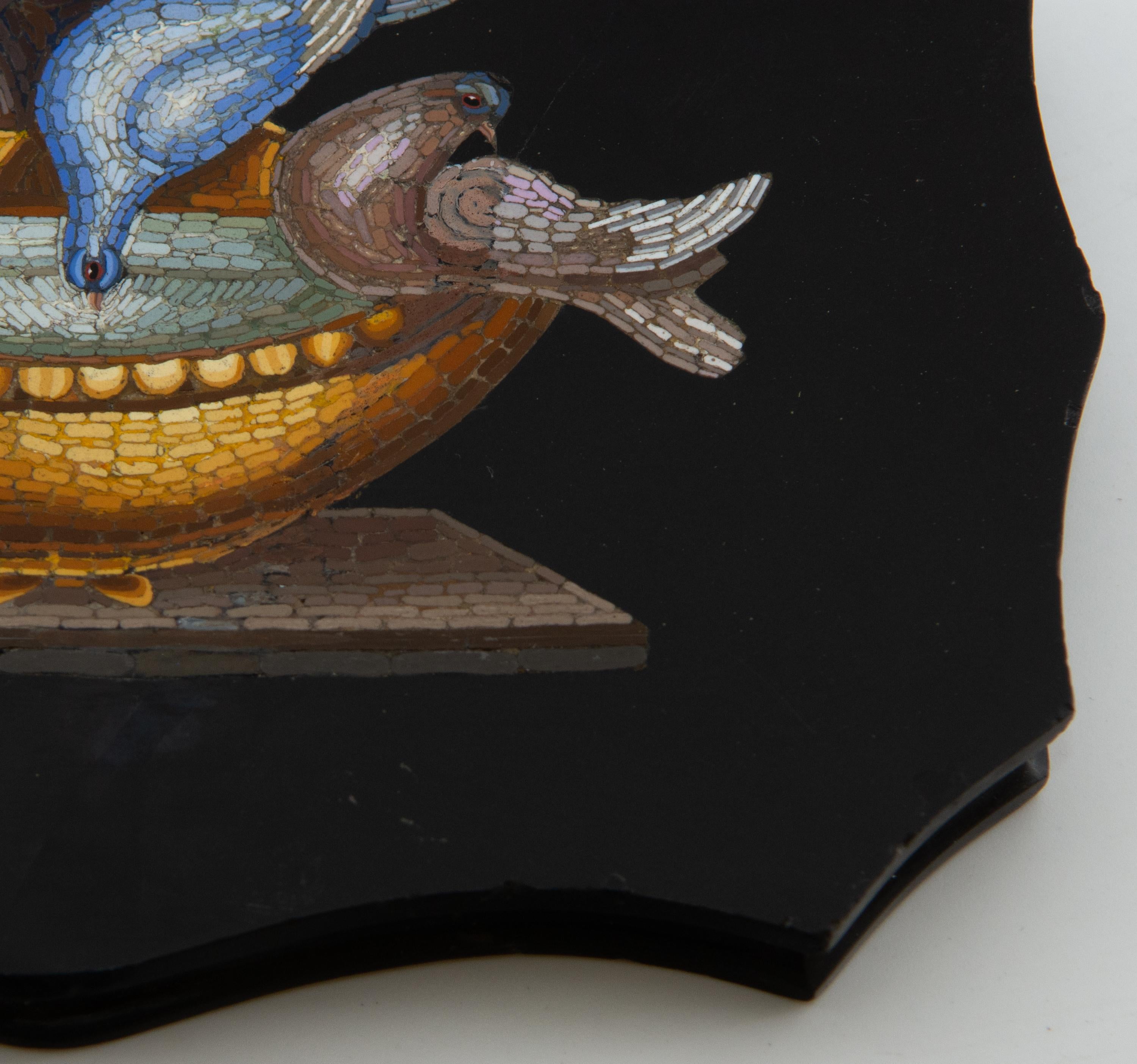19. Jahrhundert Italienisch Mikro Mosaik Grand Tour Briefbeschwerer The Doves Of Pliny (Geschliffenes Glas) im Angebot