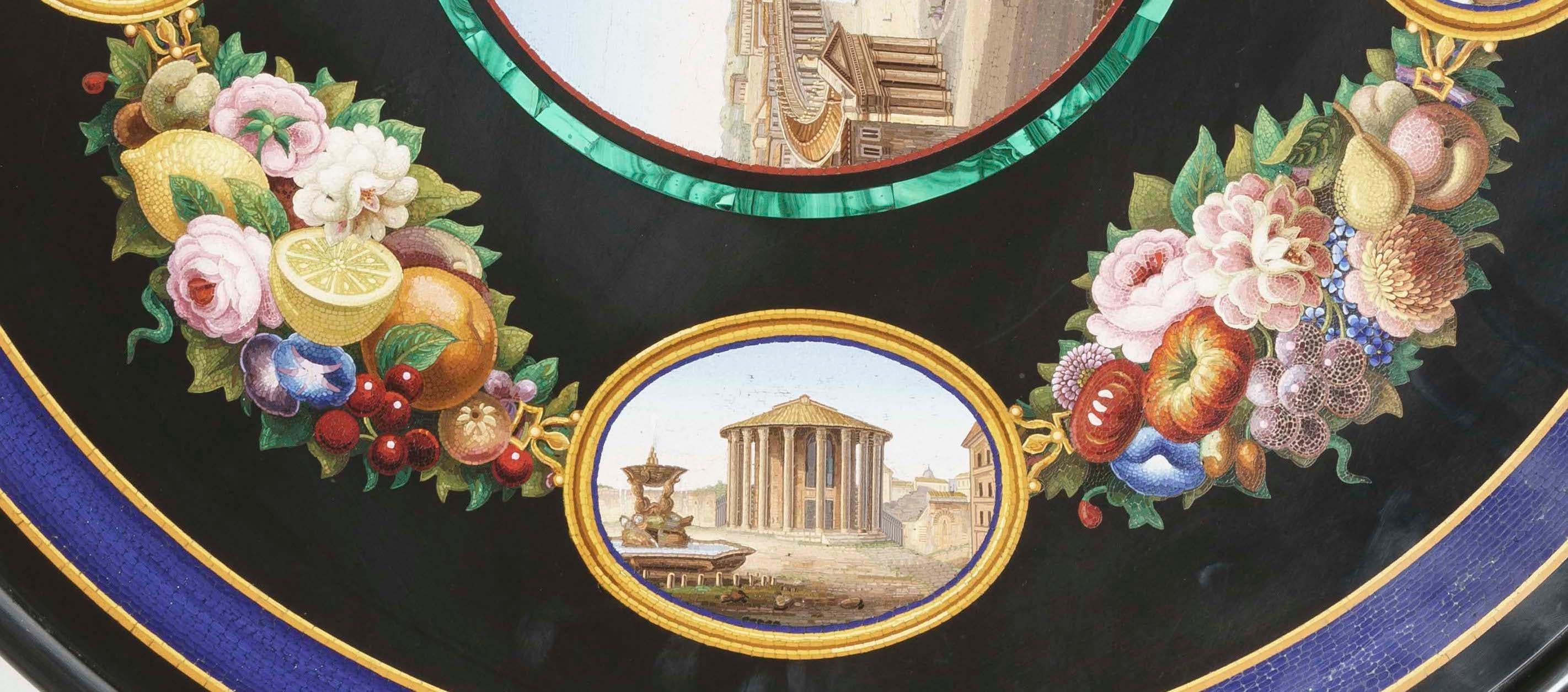 Table Grand Tour italienne du 19ème siècle en micro-mosaïque attribuée à Roccheggiani en vente 2